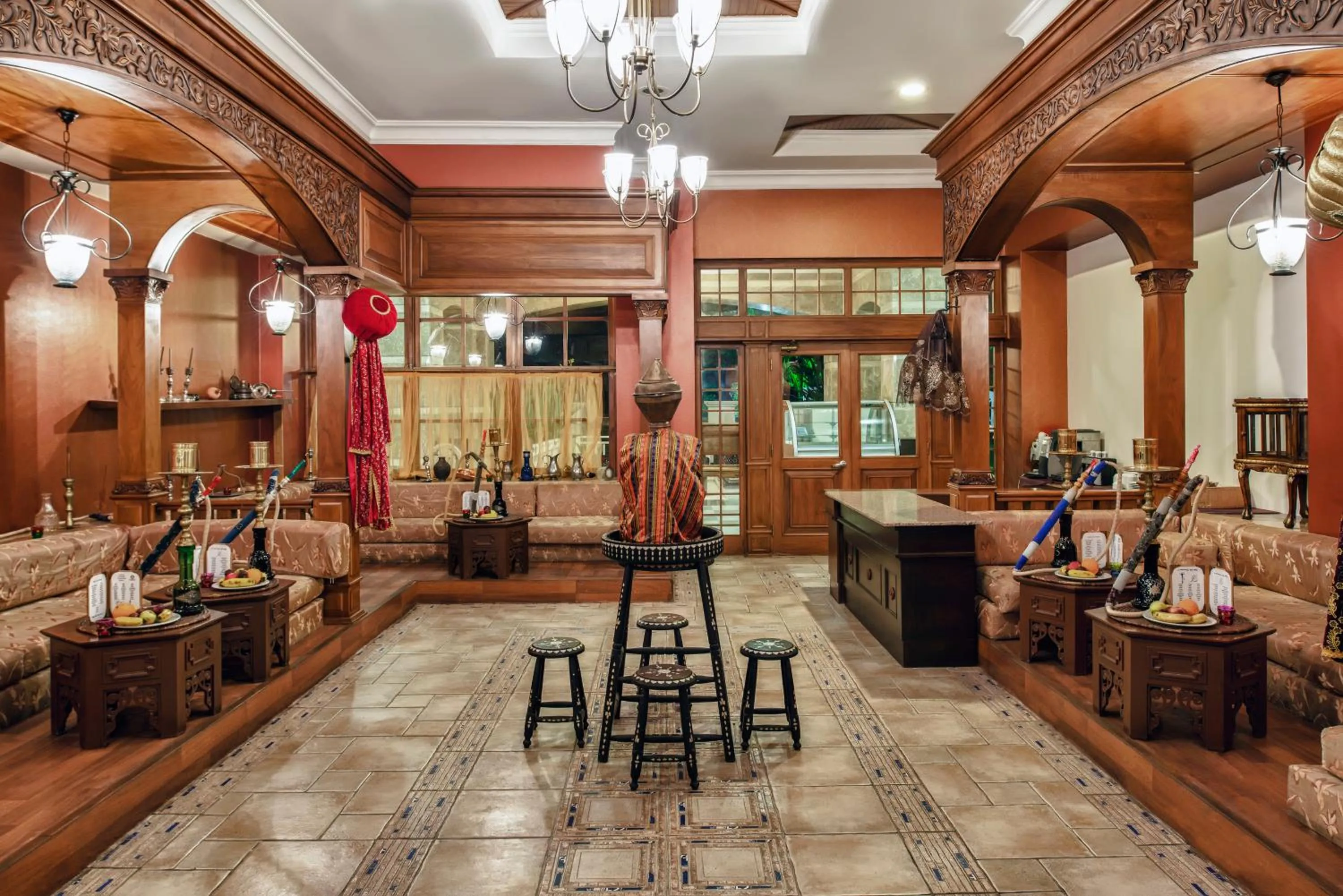 Decorative detail in Delphin Diva Premiere