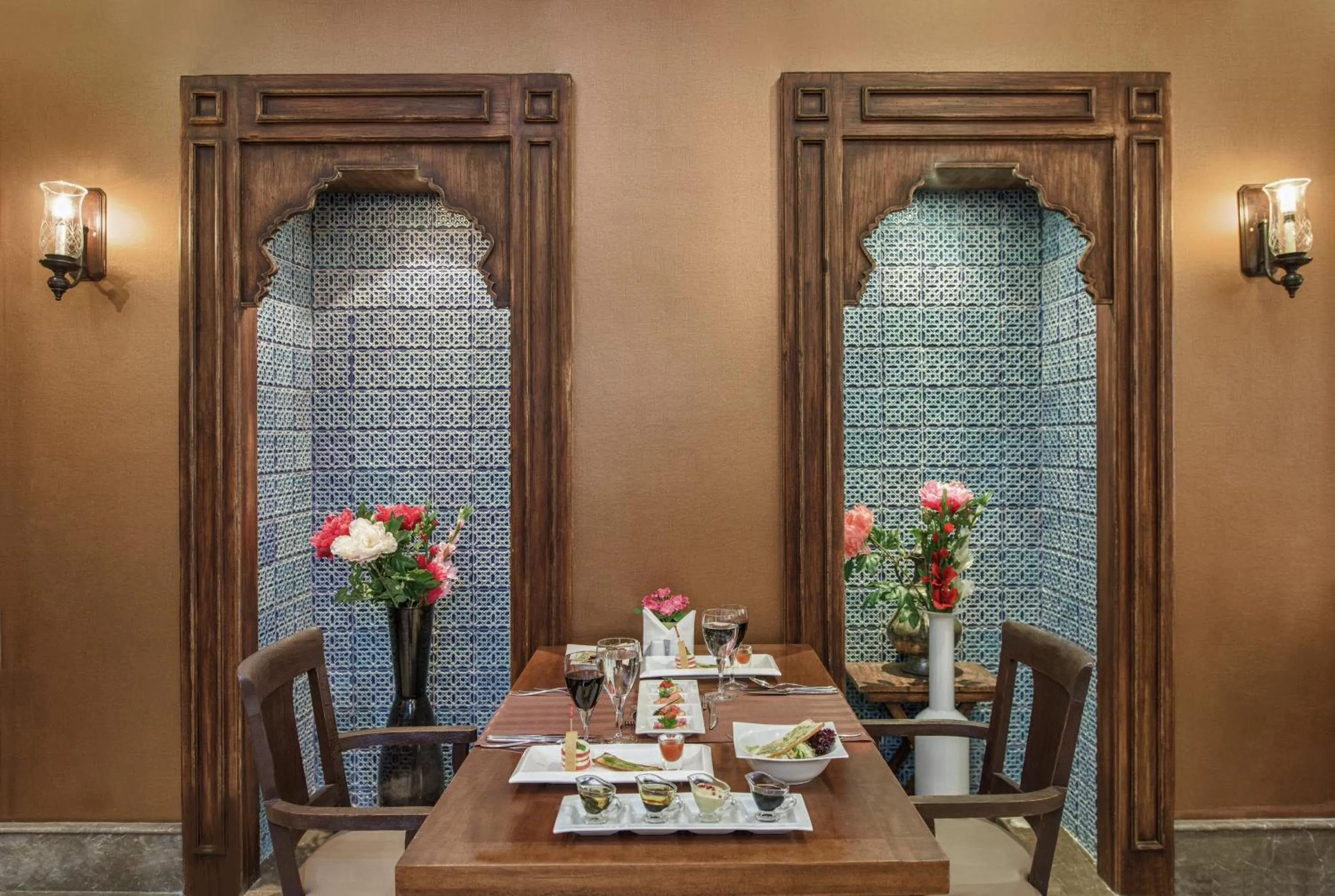 Decorative detail in Delphin Diva Premiere