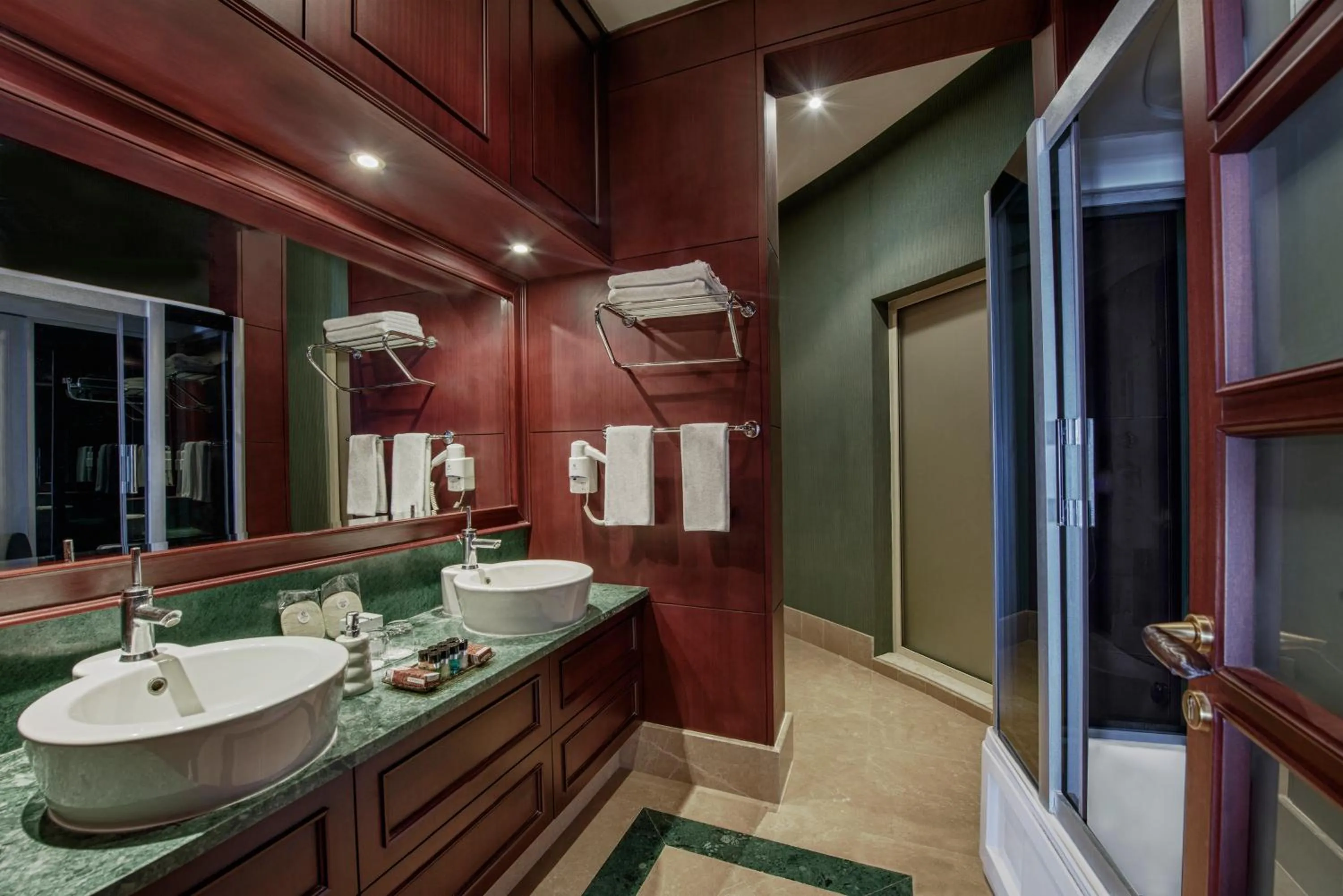 Bathroom in Delphin Diva Premiere