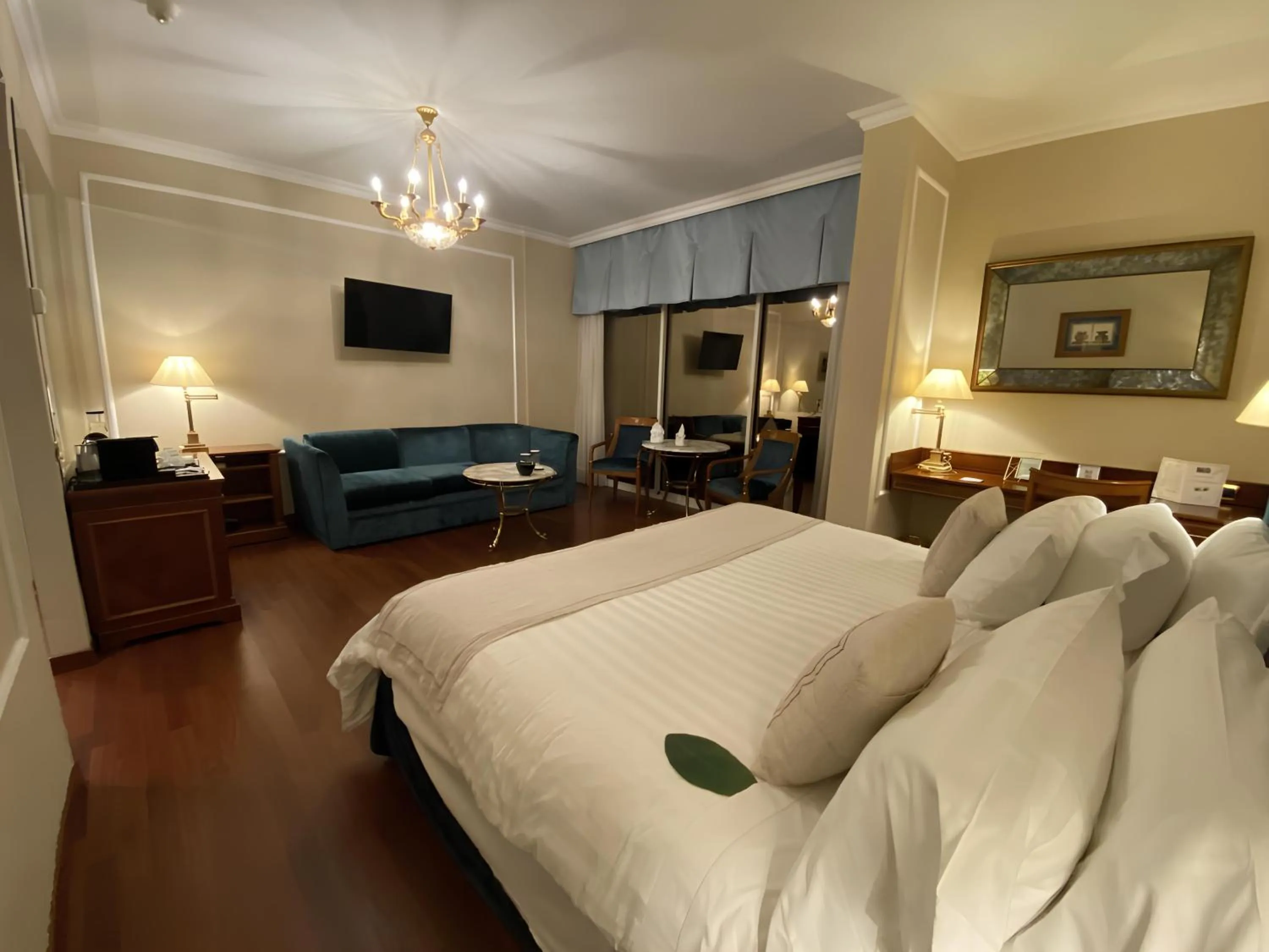 Bed in Grand Hotel Del Mare Resort & Spa
