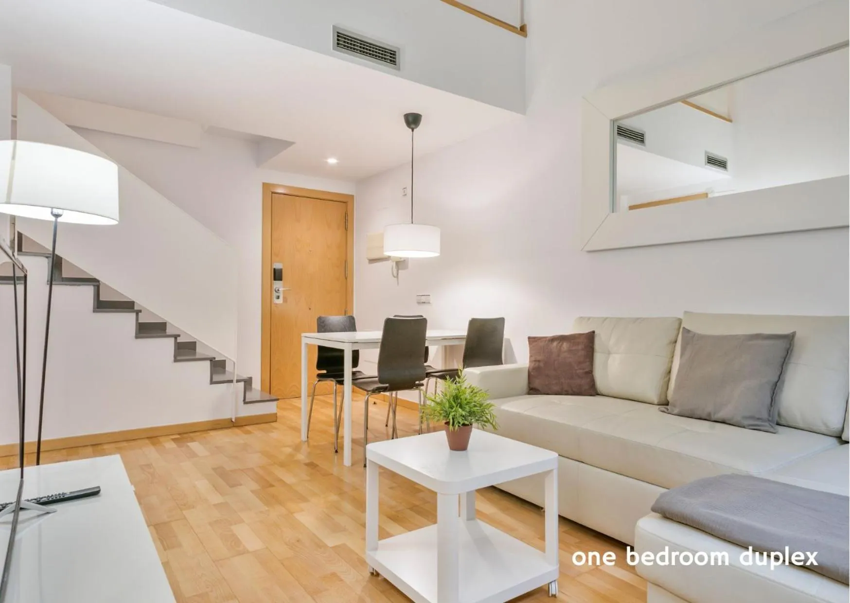 Living room in Inside Barcelona Apartments Princep