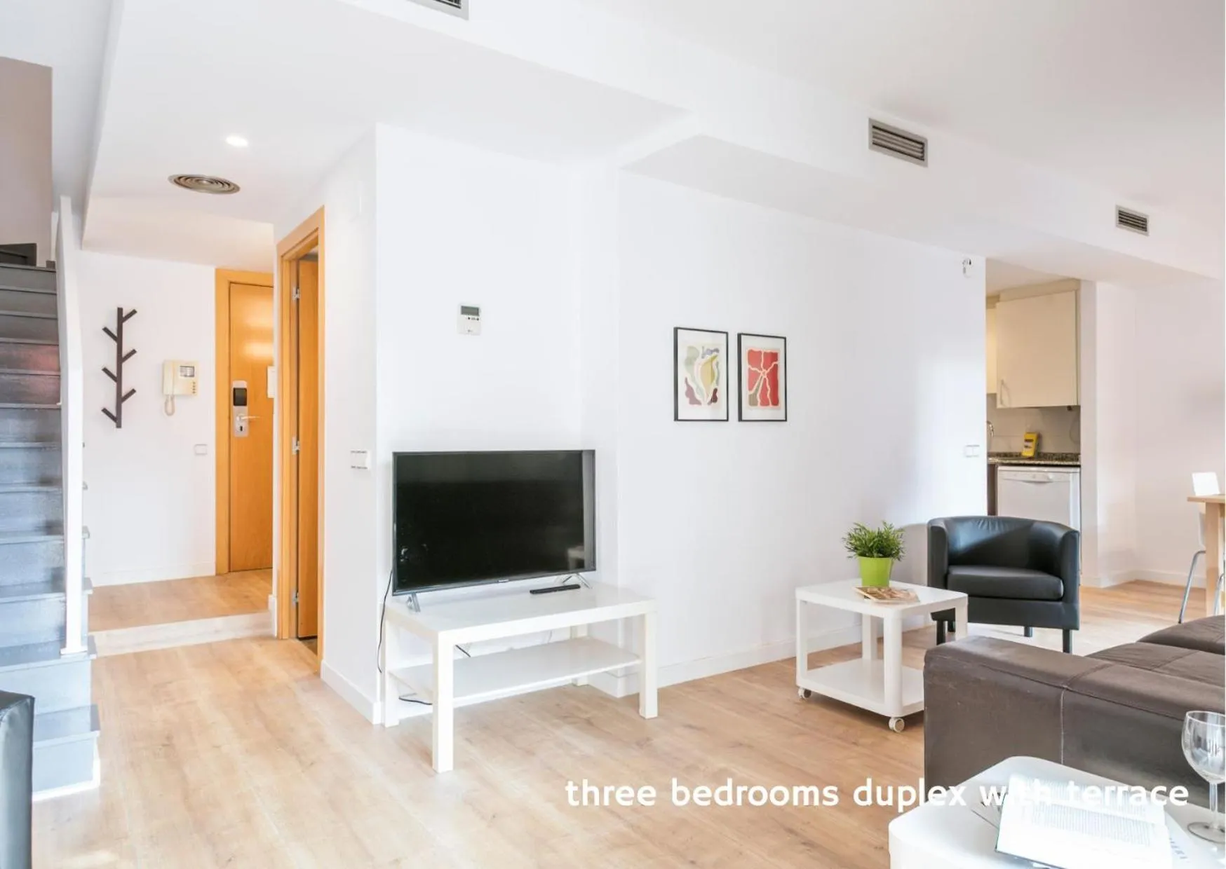 TV and multimedia in Inside Barcelona Apartments Princep