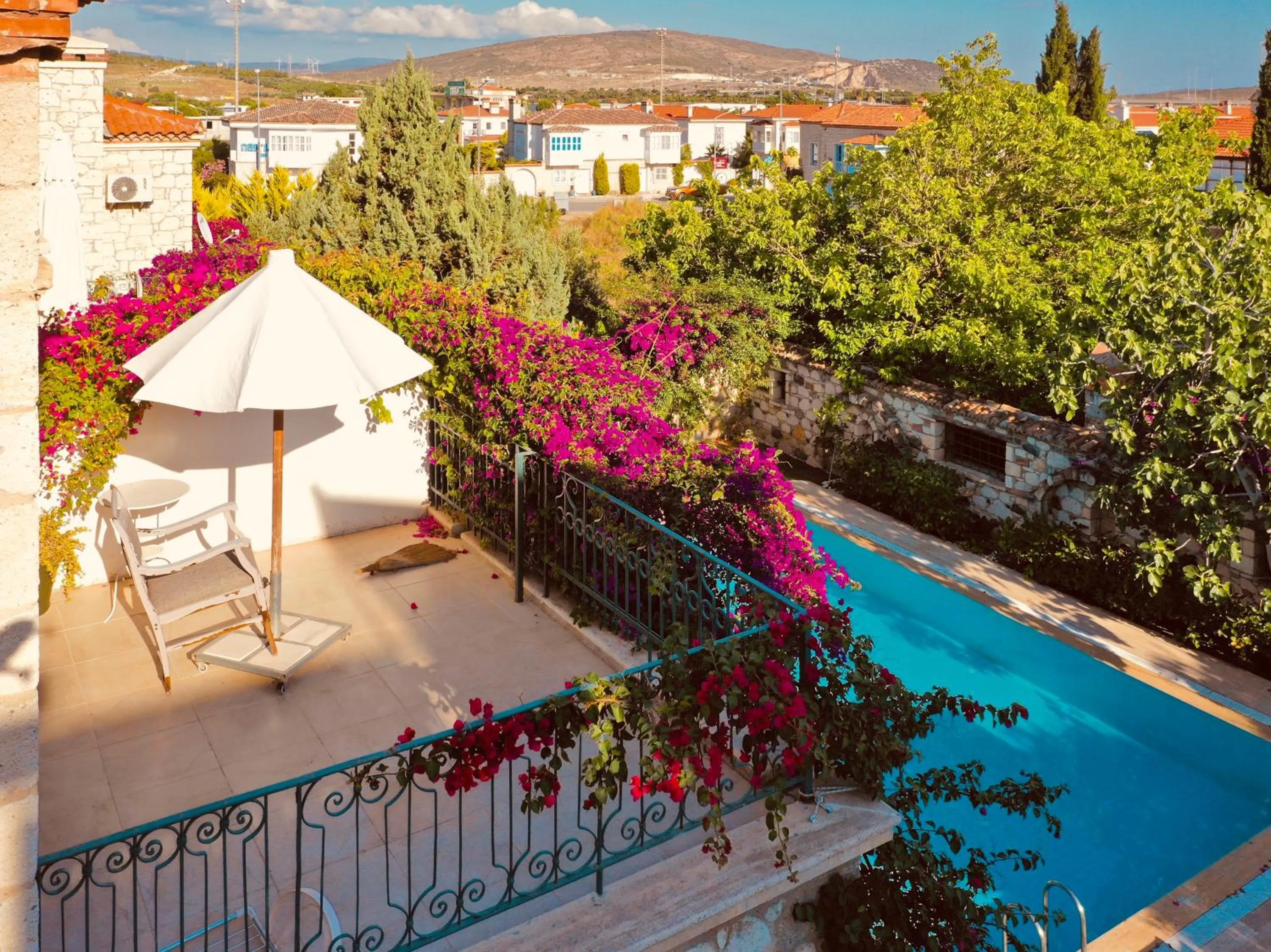 Day in Alacati Zeytin Konak Hotel