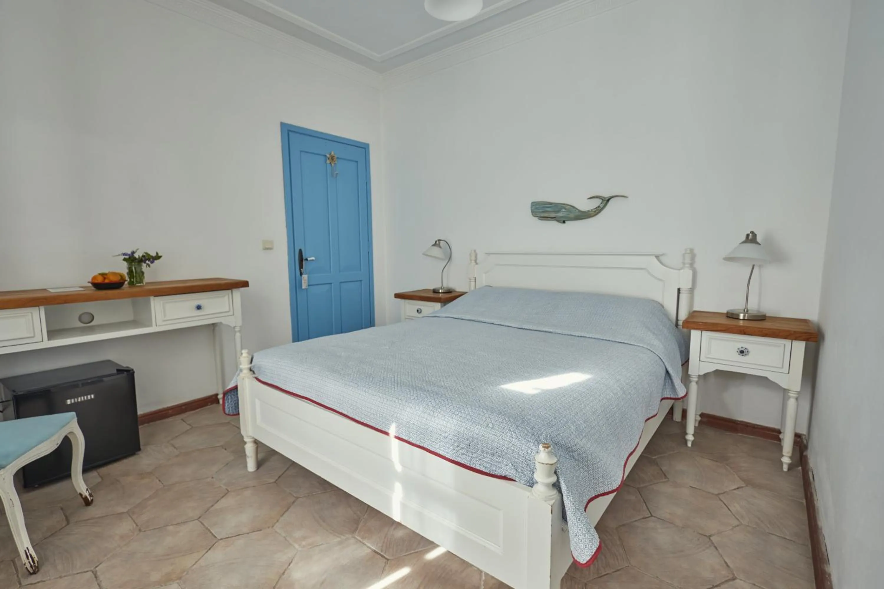 Photo of the whole room, Bed in Alacati Zeytin Konak Hotel