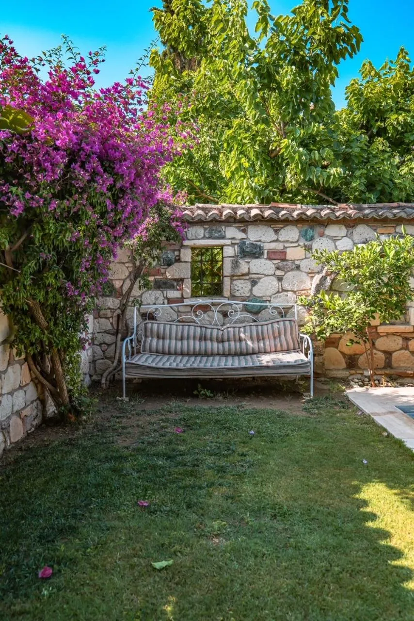 Alacati Zeytin Konak Hotel