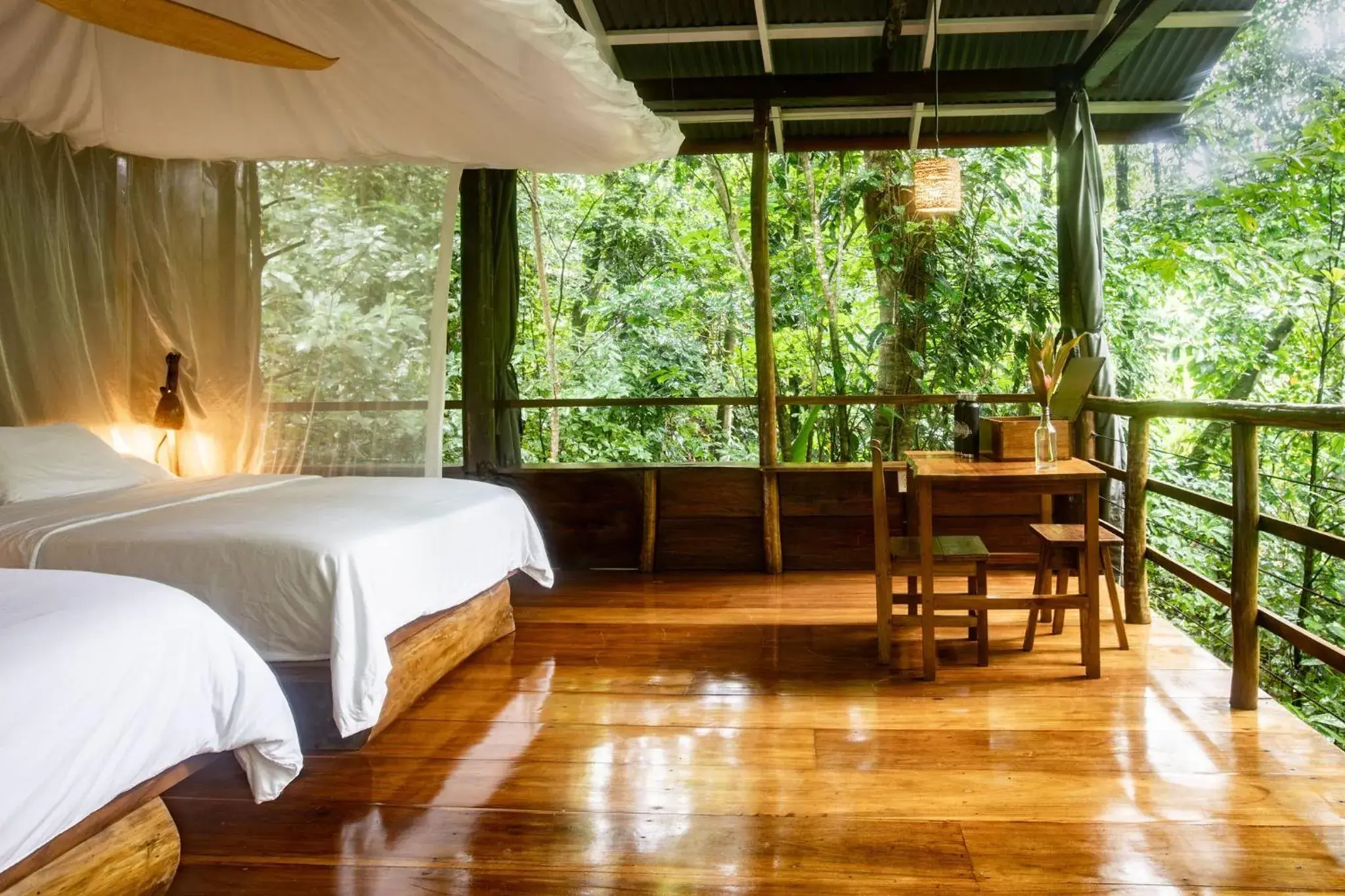 Bed in La Loma Jungle Lodge and Chocolate Farm Bed in La Loma Jungle Lodge and Chocolate Farm