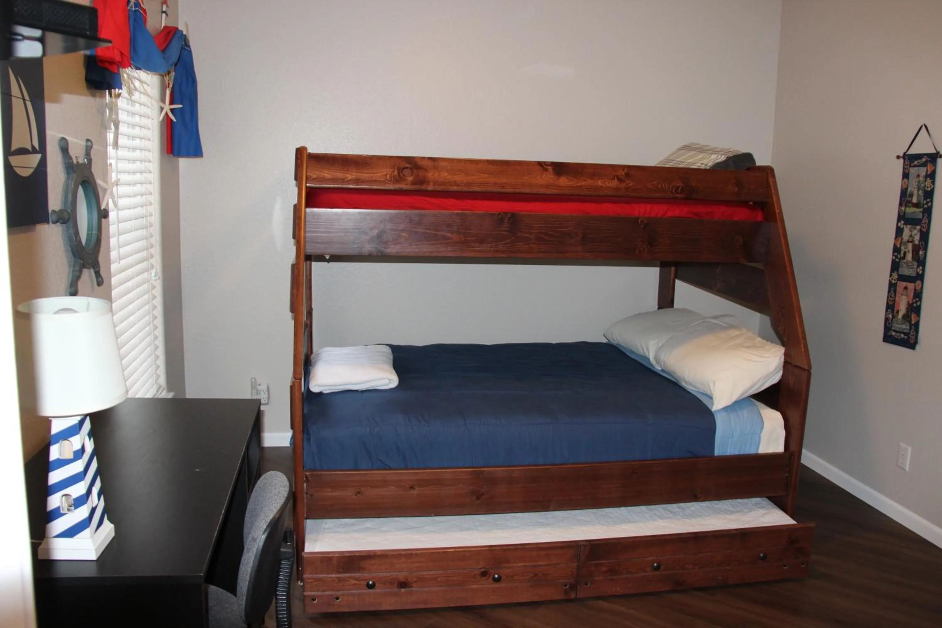 Bedroom, Bed in Lake Ozarks Get Away