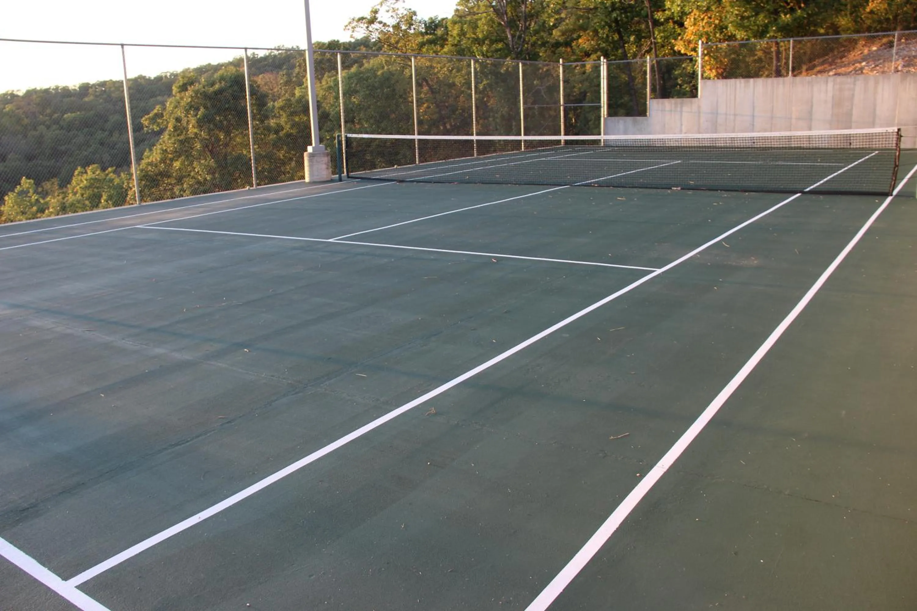 Area and facilities in Lake Ozarks Get Away