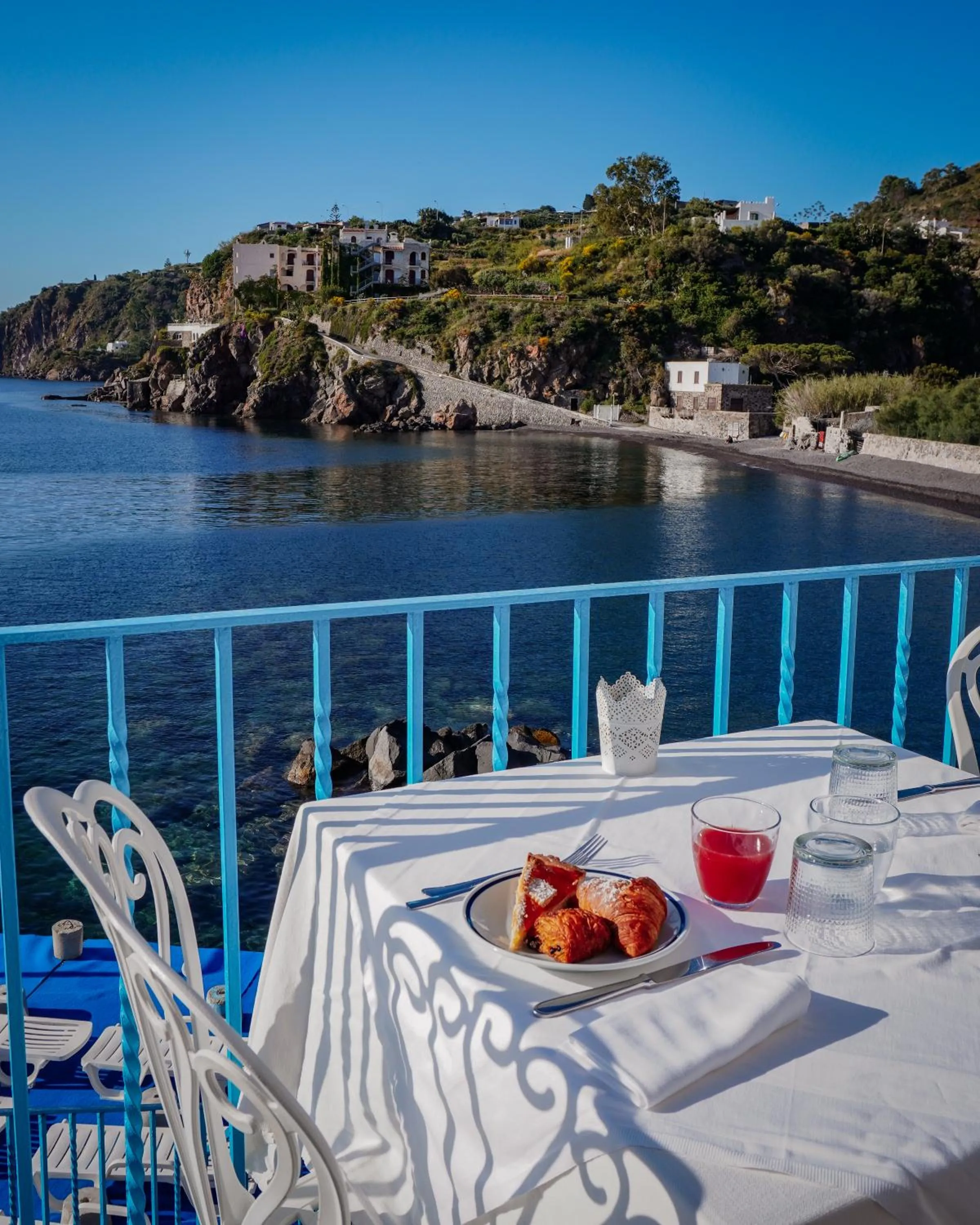 Restaurant/places to eat in Hotel Rocce Azzurre