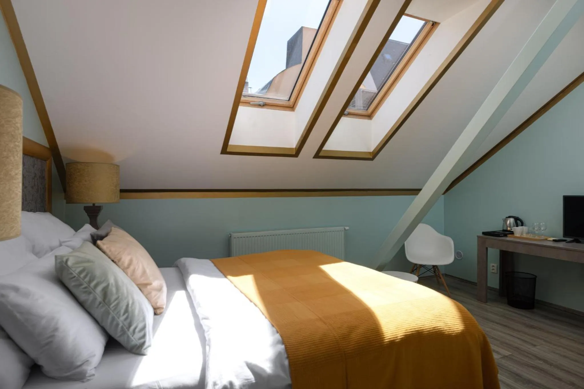 Photo of the whole room, Bed in Salvatore Prague Rooms