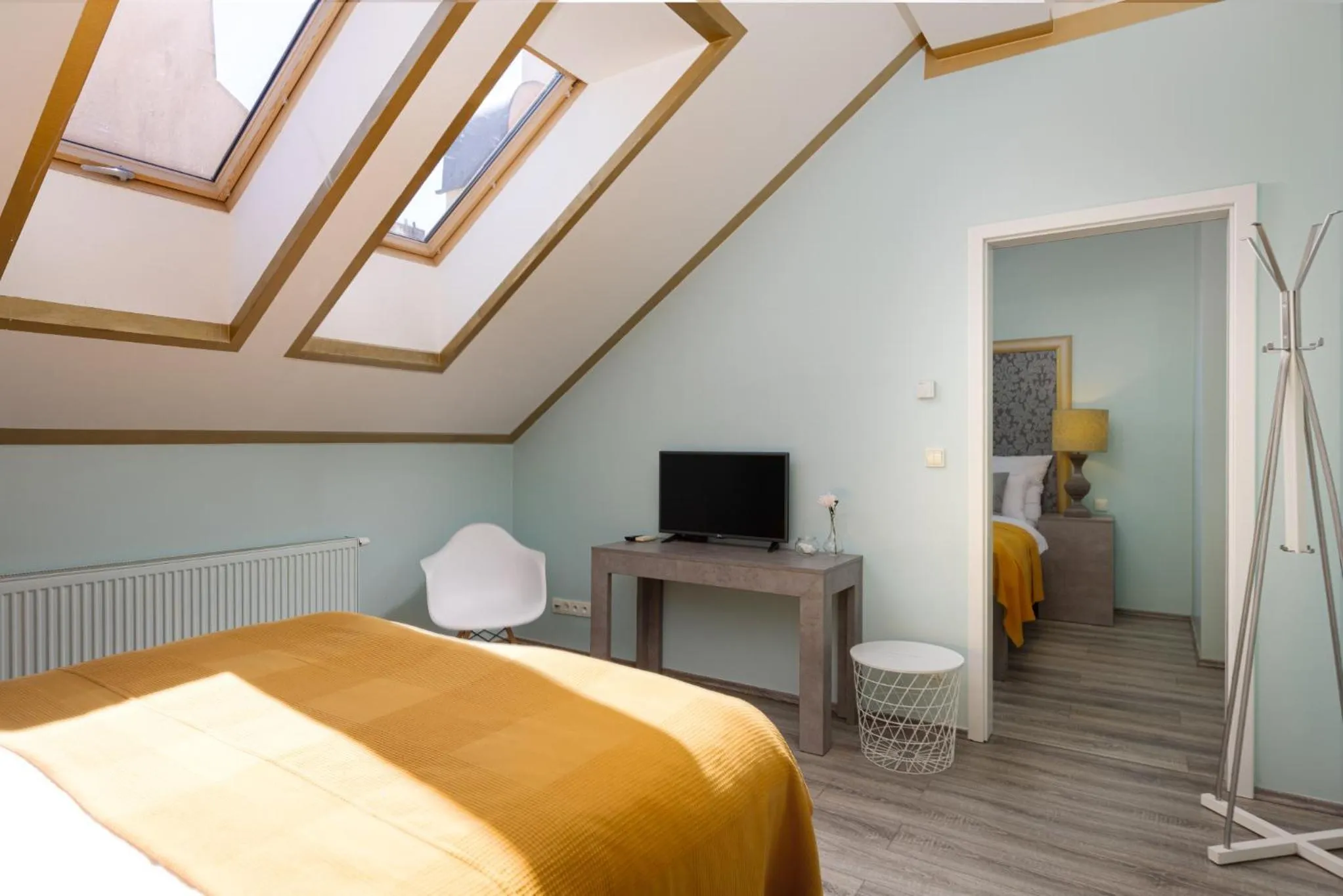 Photo of the whole room, Bed in Salvatore Prague Rooms