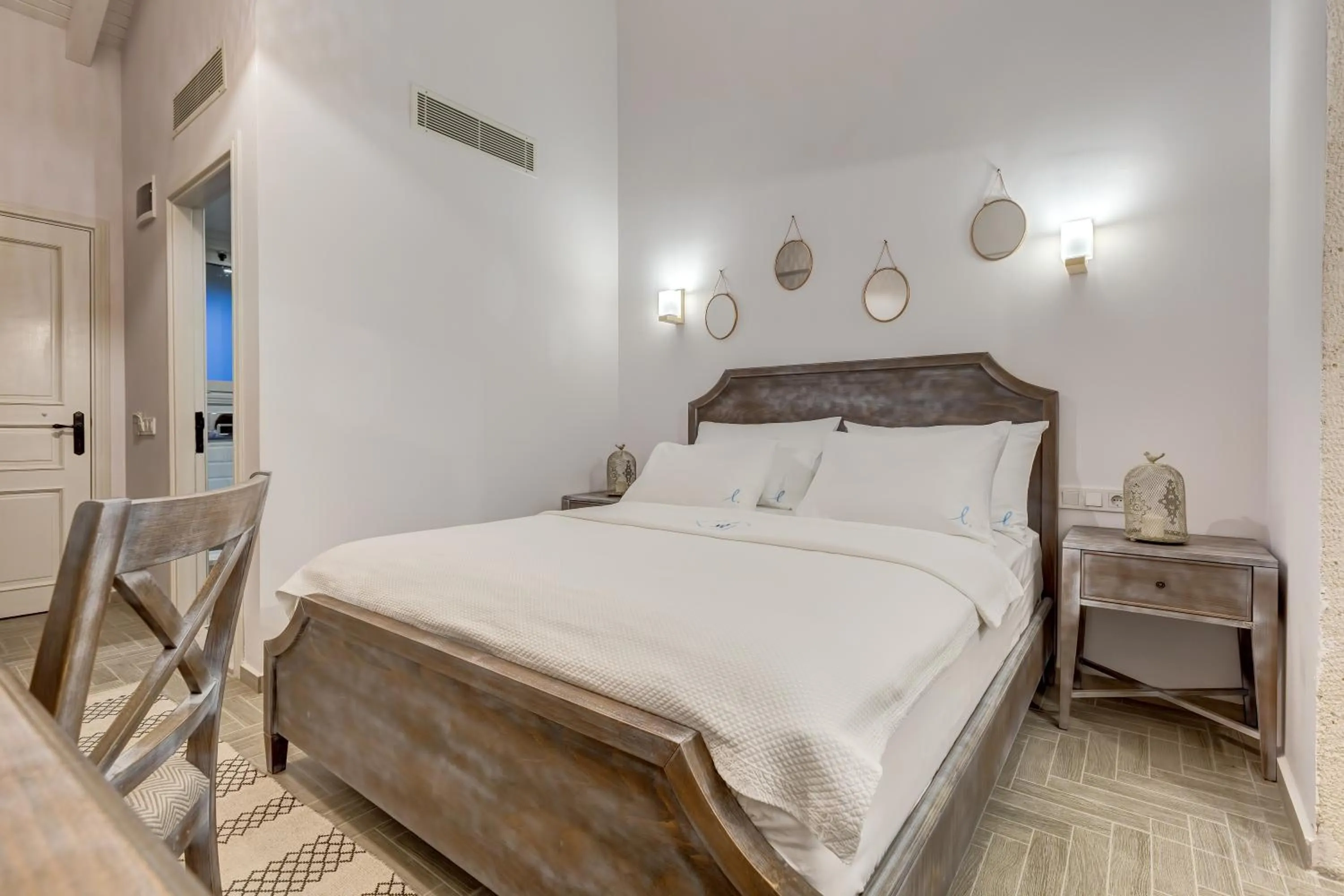 Photo of the whole room, Bed in Levin Hotel Alacati