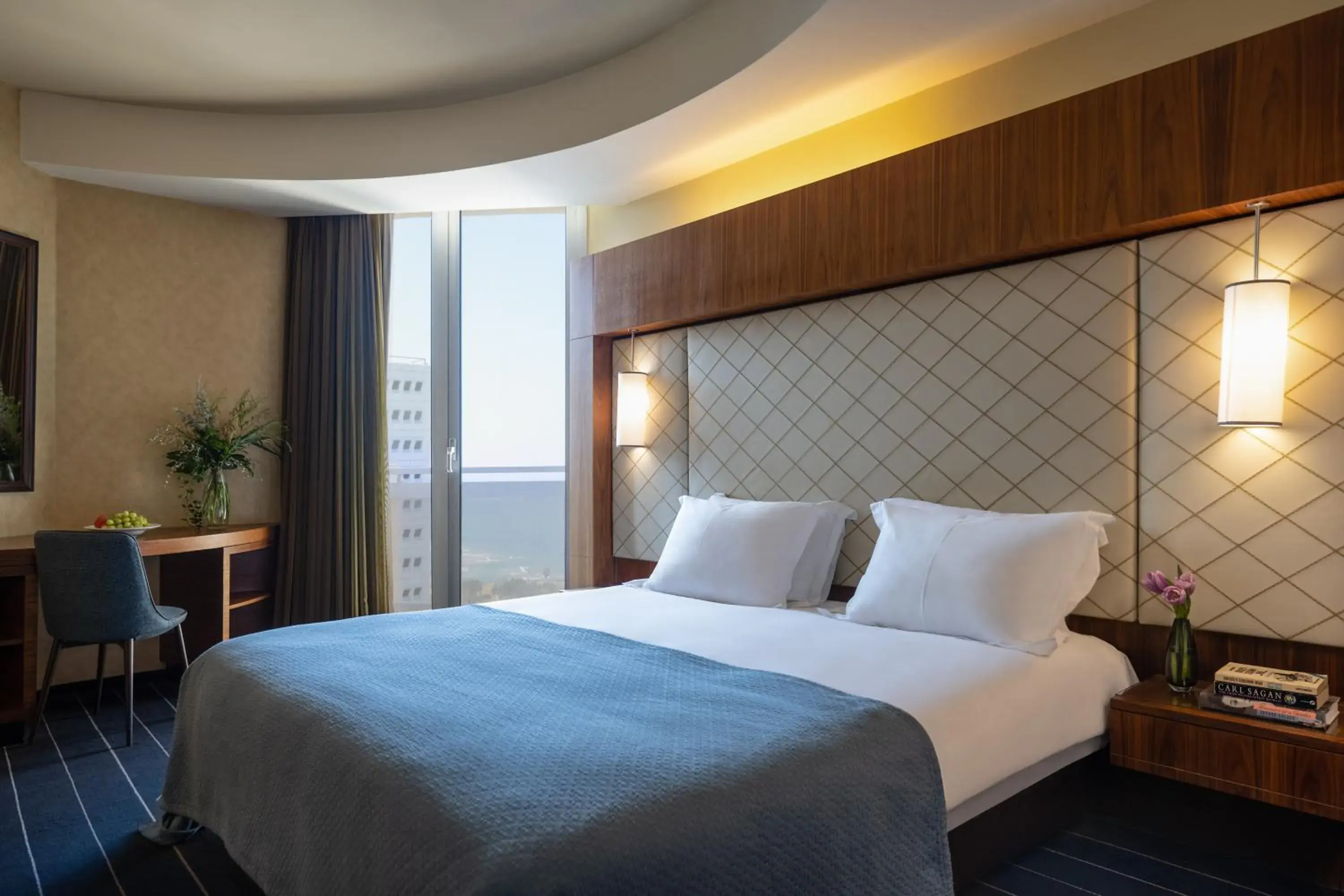 Bed in Dan Panorama Tel Aviv Hotel Bed in Dan Panorama Tel Aviv Hotel