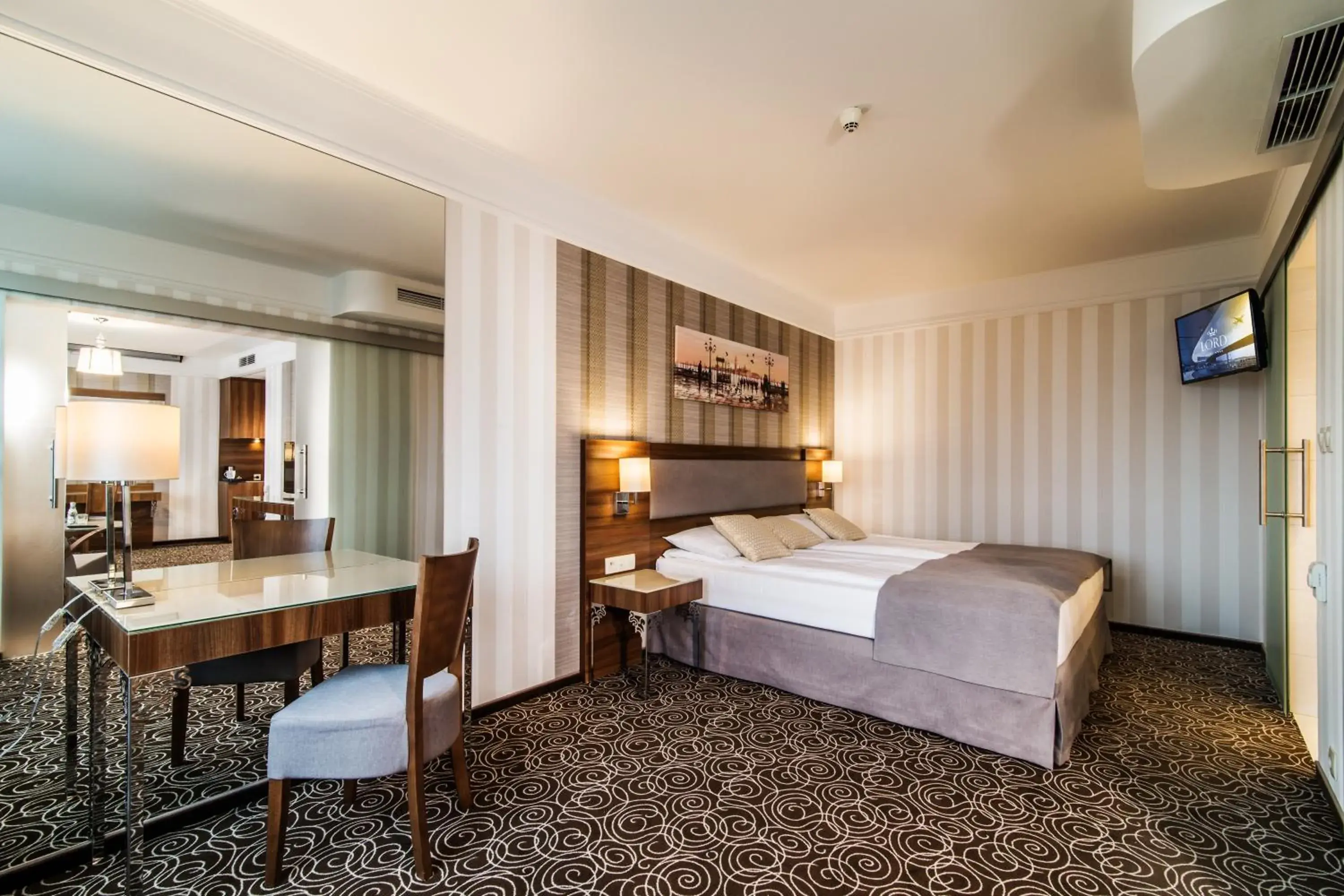 Bed in Hotel Lord - Warsaw Airport Bed in Hotel Lord - Warsaw Airport