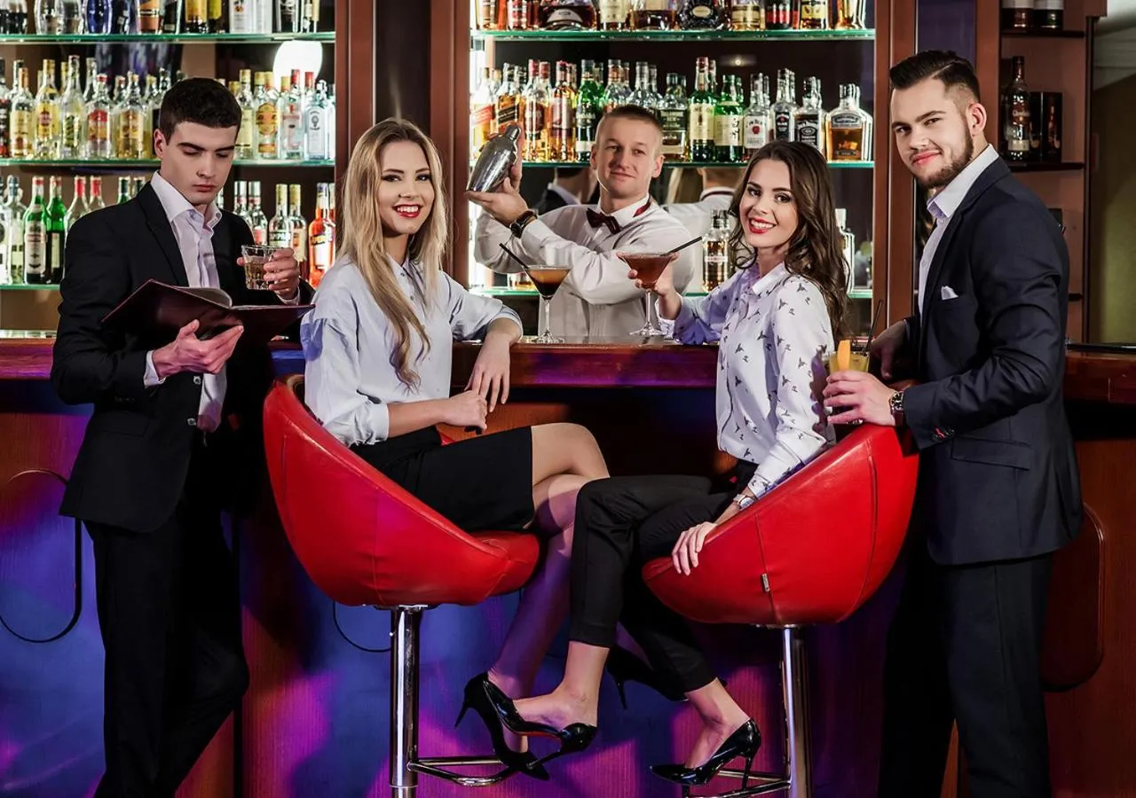 Nightclub / DJ in Hotel Lord - Warsaw Airport