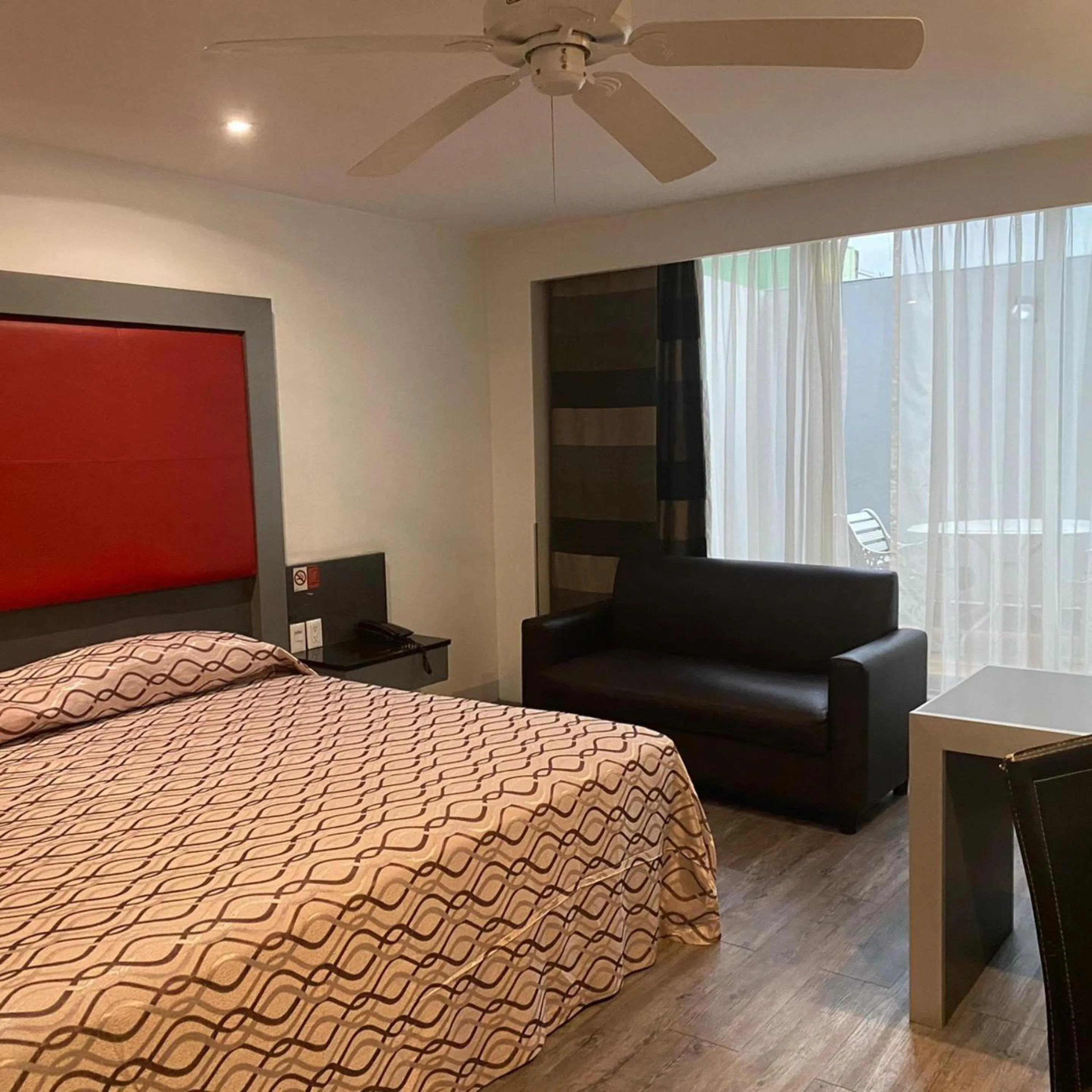 Decorative detail, Bed in Hotel Atenas Plaza