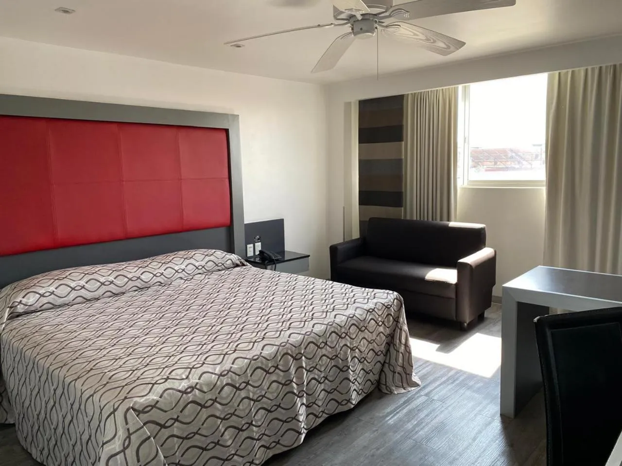 Decorative detail, Bed in Hotel Atenas Plaza