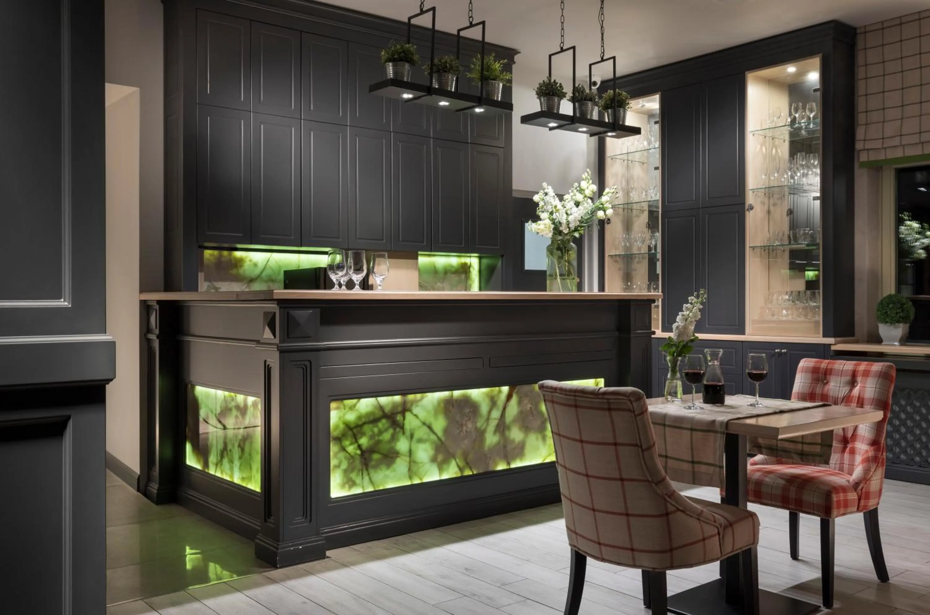 Restaurant/places to eat in Hotel Impresja