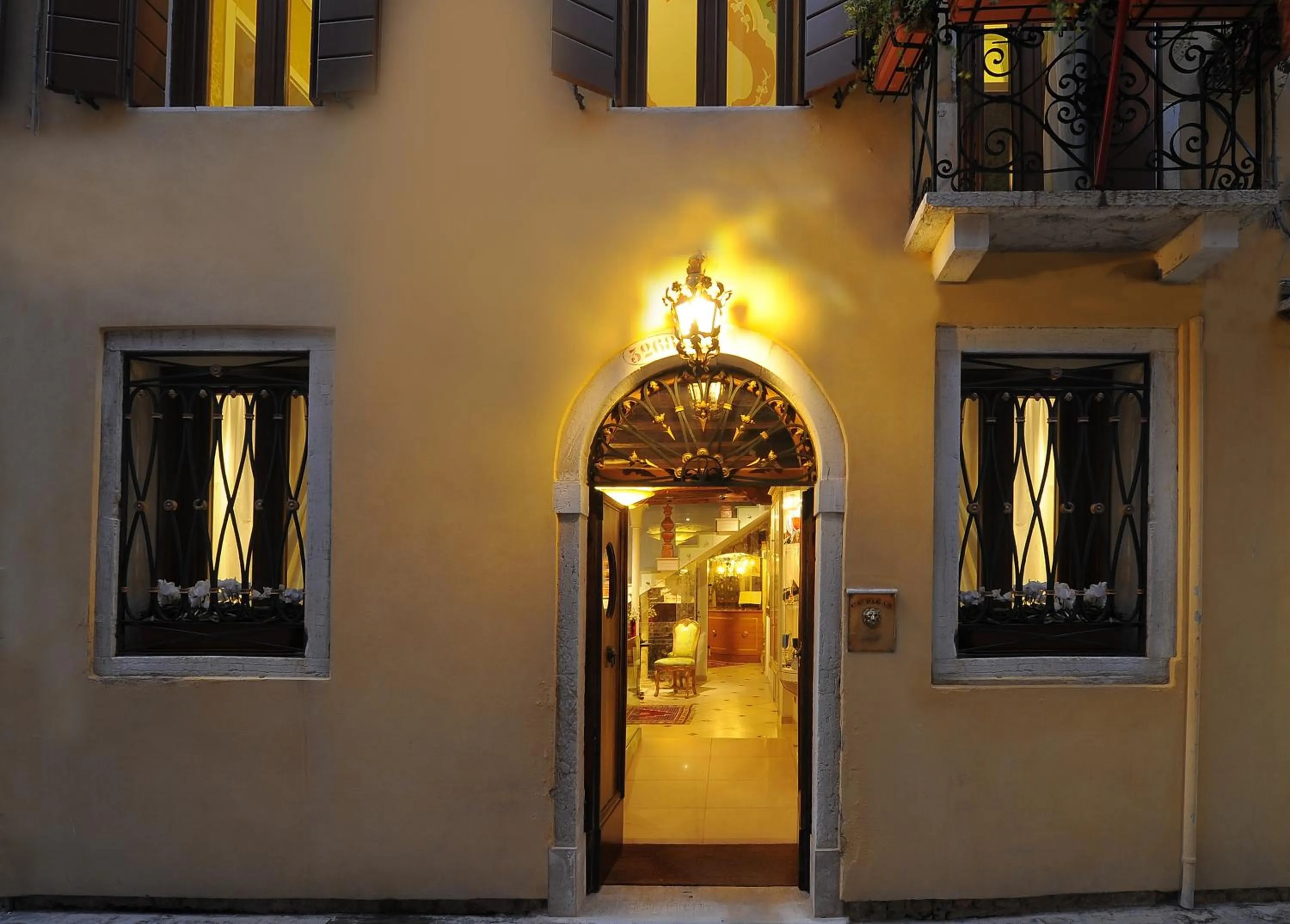 Facade/entrance in Ca' Pagan