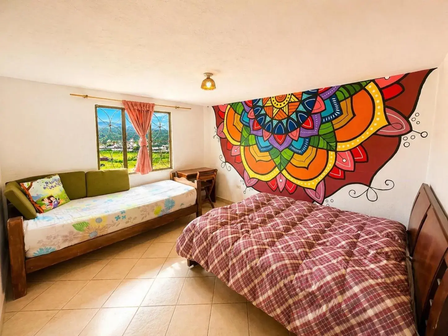 Budget Double Room in Hostal Casa Lantana Budget Double Room in Hostal Casa Lantana