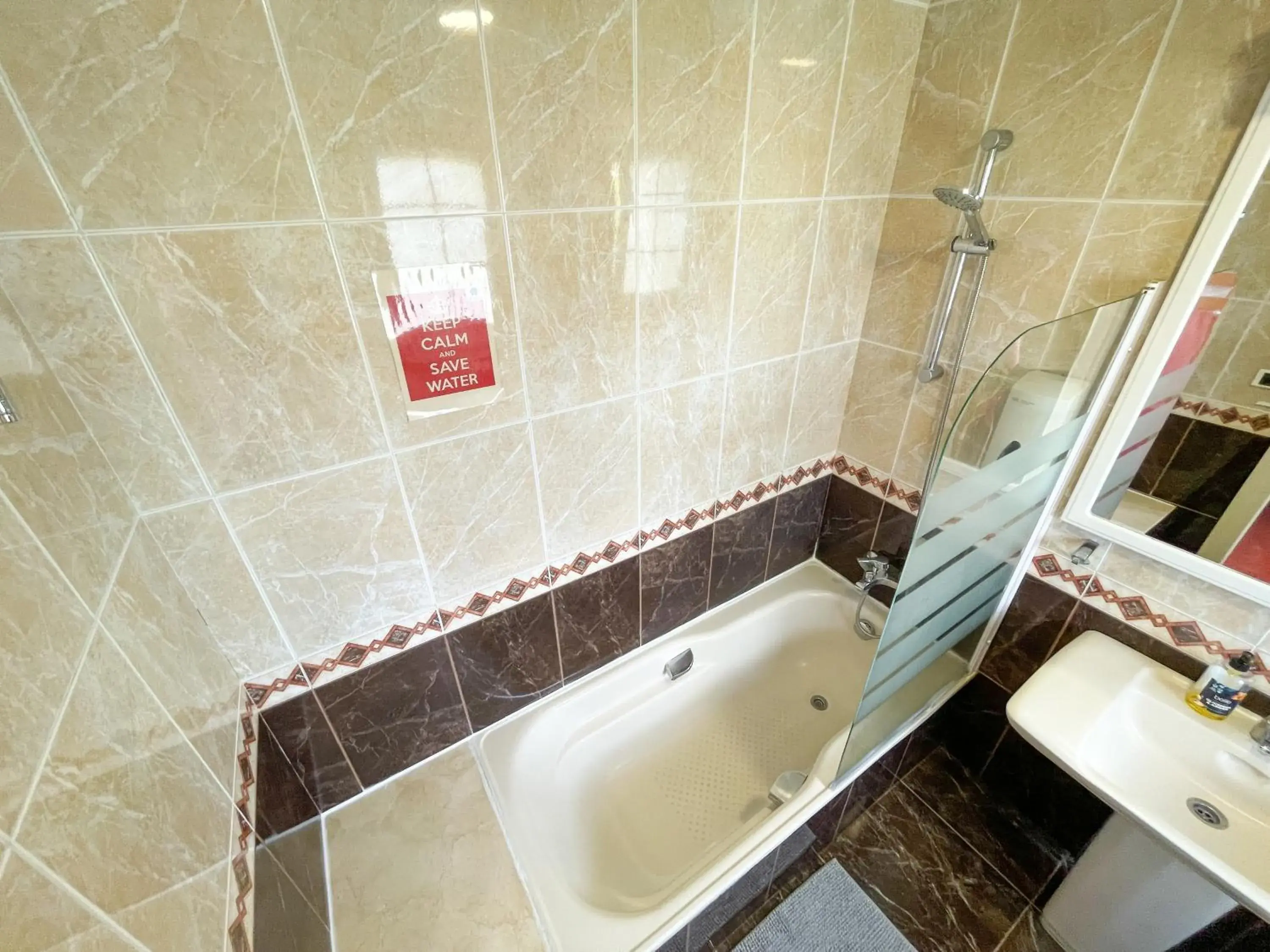 Single Bed in 6-Bed Dormitory Room in Gijon Surf Hostel Single Bed in 6-Bed Dormitory Room in Gijon Surf Hostel