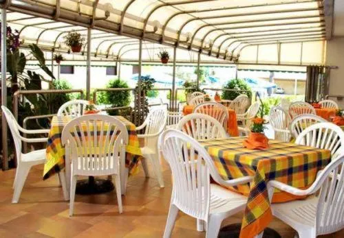 Restaurant/places to eat in Villa Verdiana