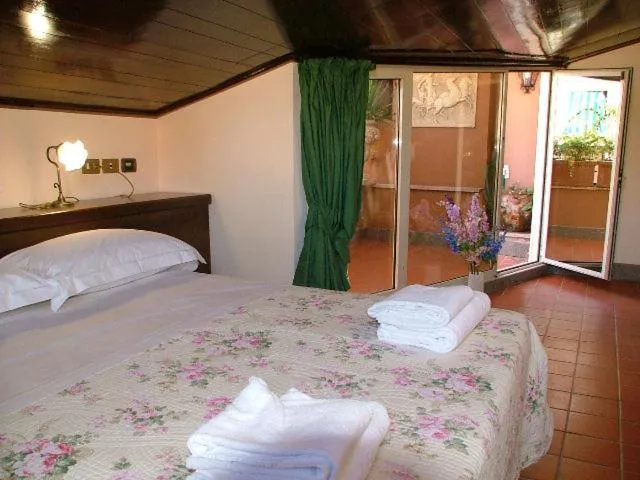 Bed in Hotel OKAPI