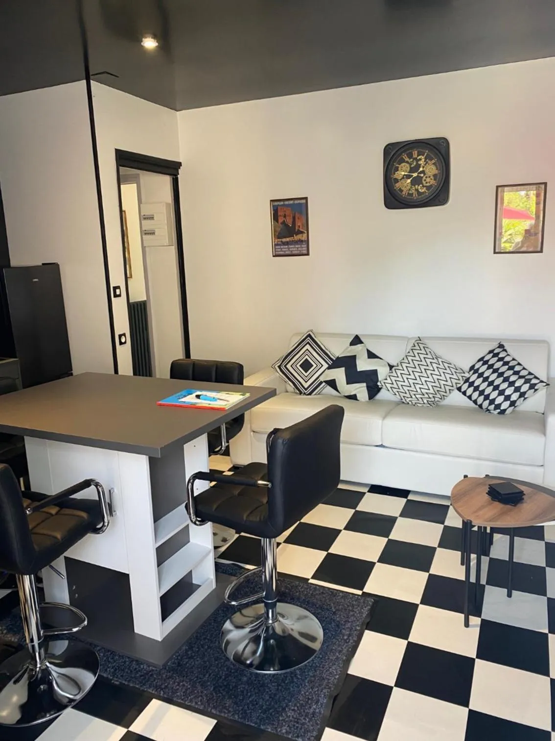 Bed in Avenue de la Gare