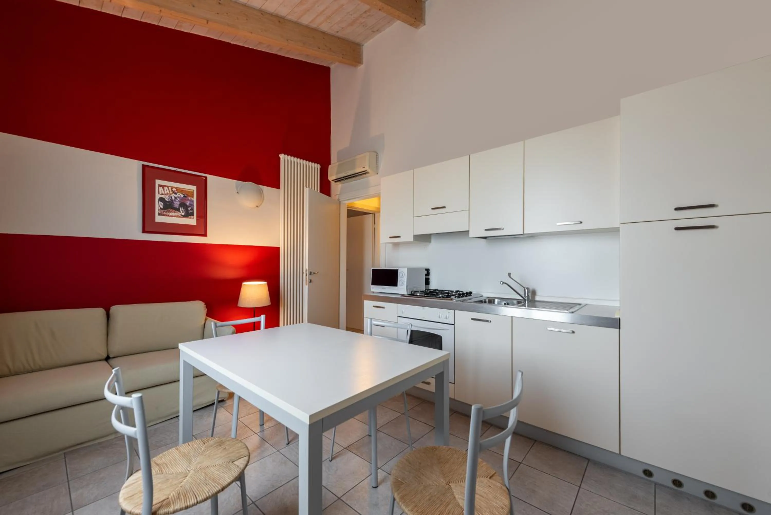 Kitchen or kitchenette in Hotel Maranello Village