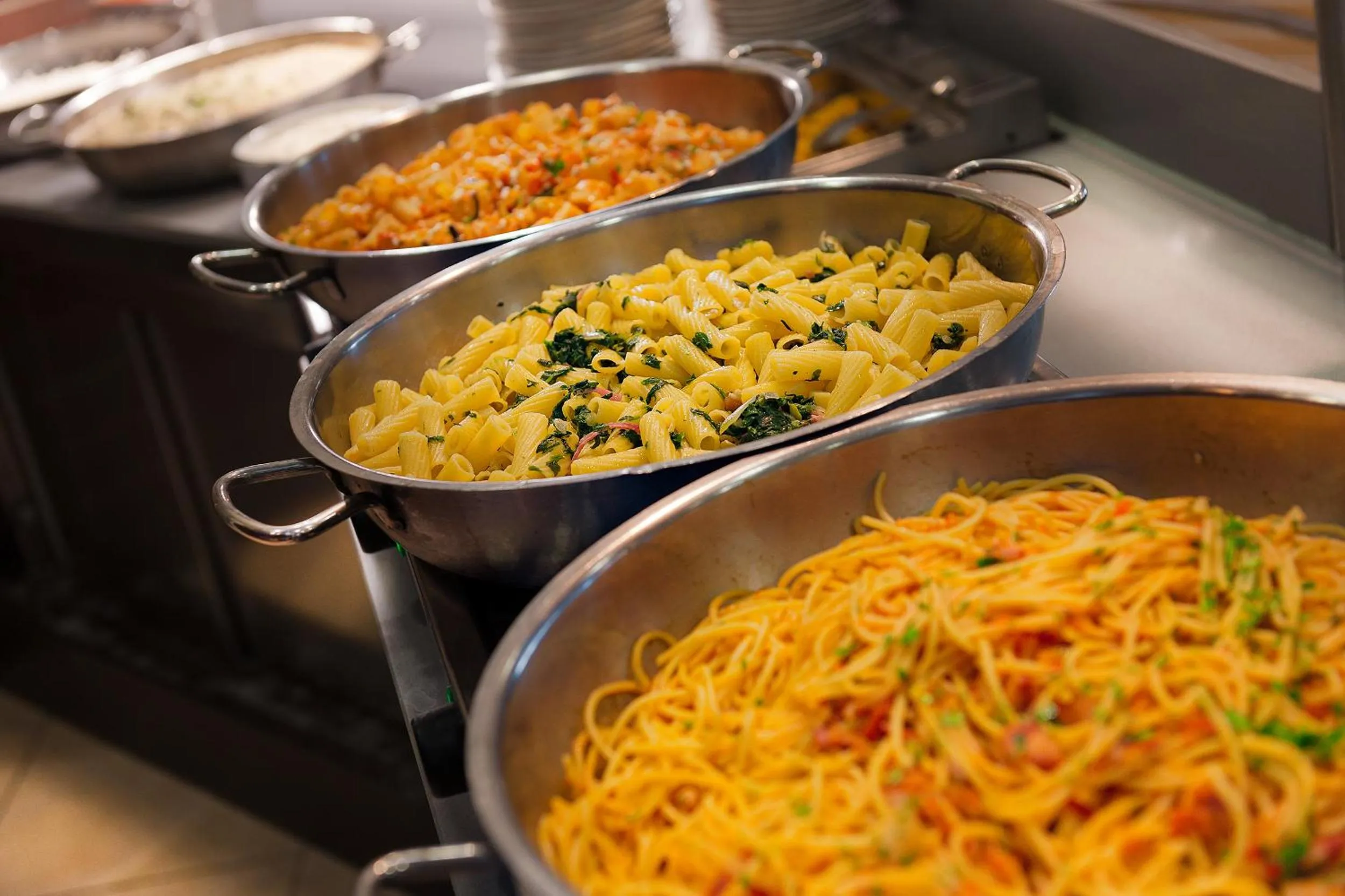 Restaurant/places to eat in Hotel Maranello Village