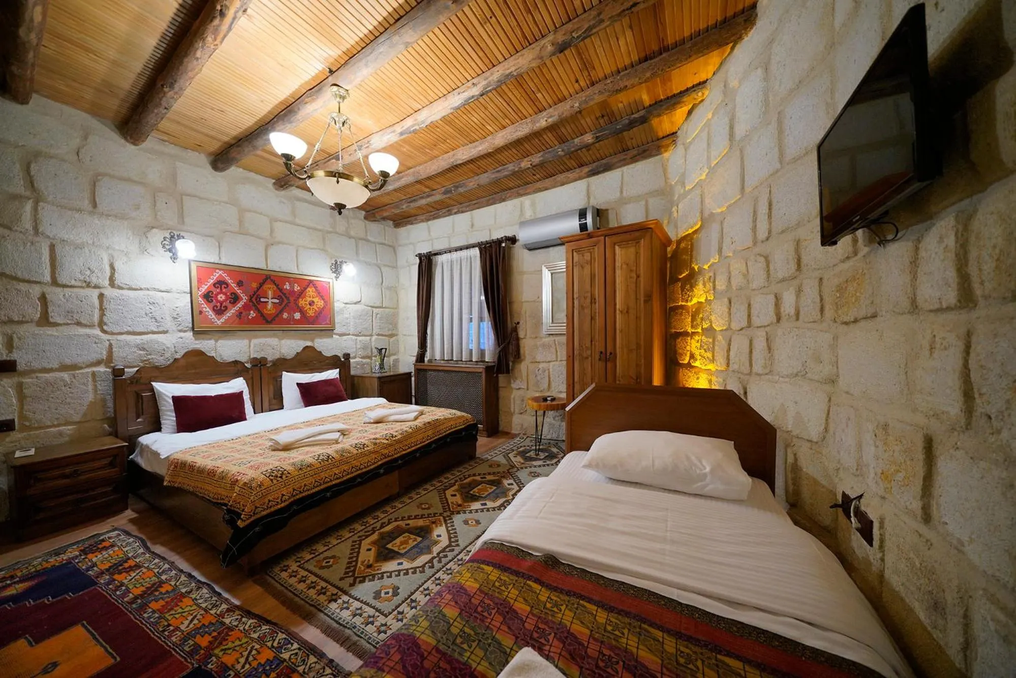 Bed in Ürgüp Inn Cave Hotel