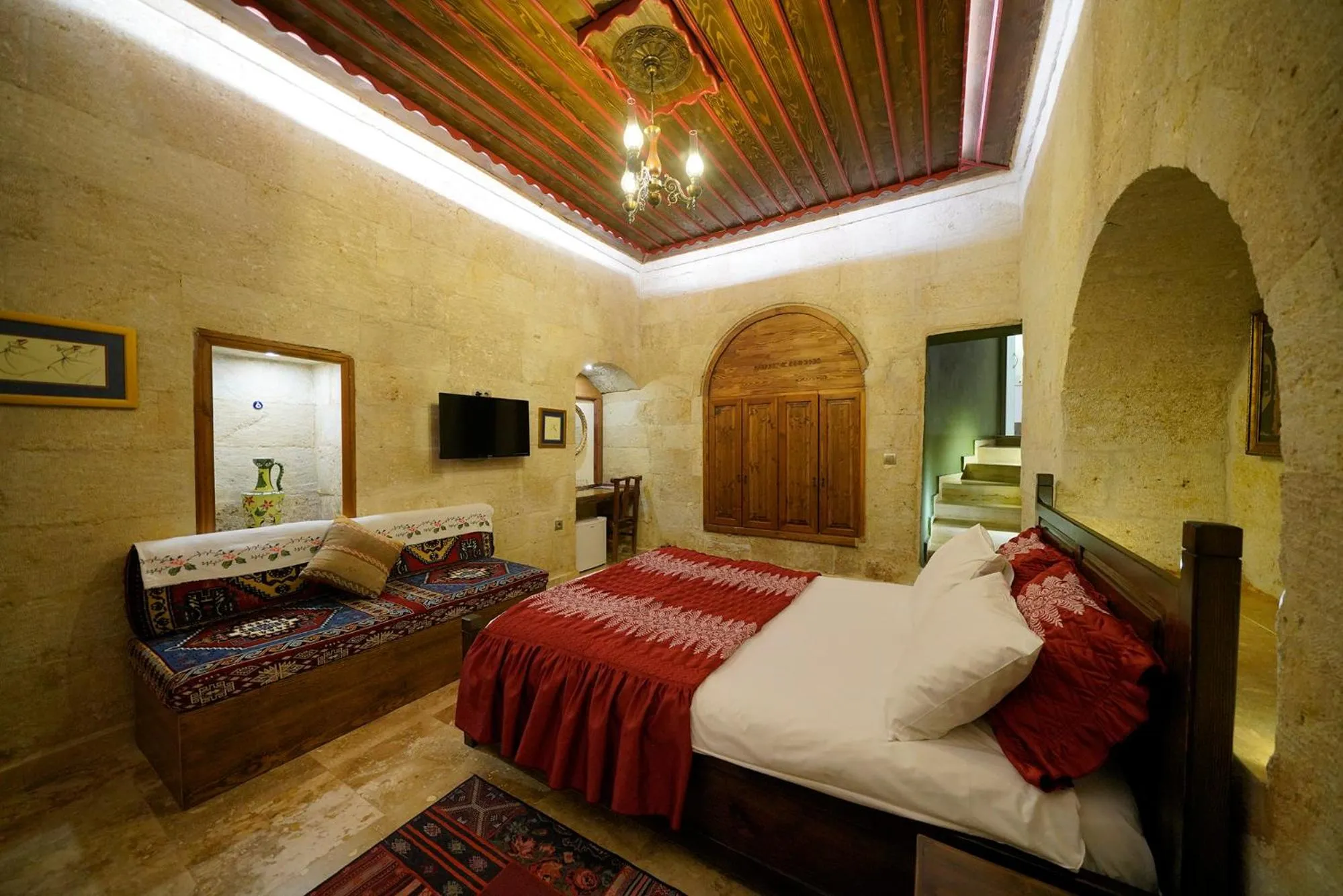 Bed in Ürgüp Inn Cave Hotel