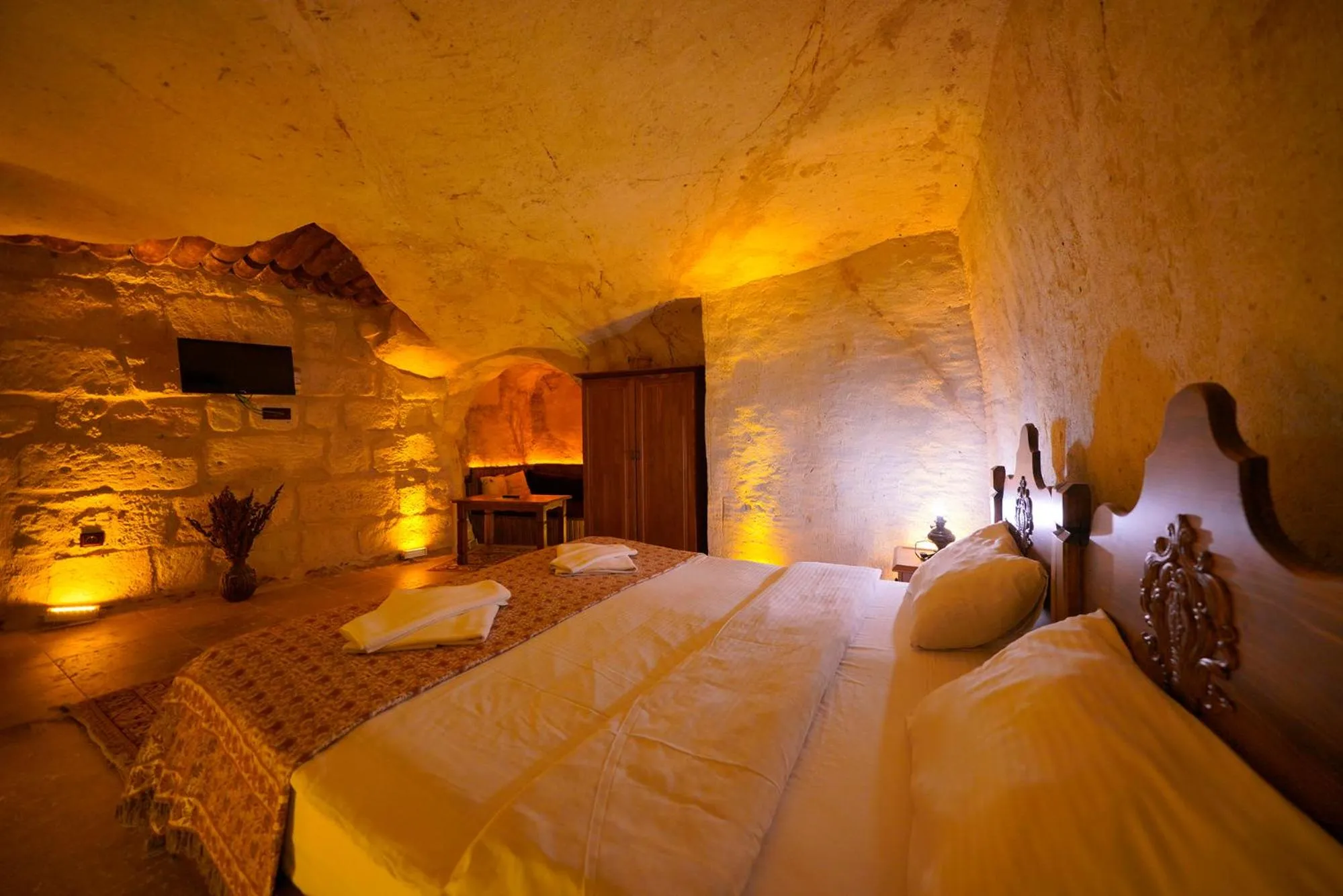 Bed in Ürgüp Inn Cave Hotel