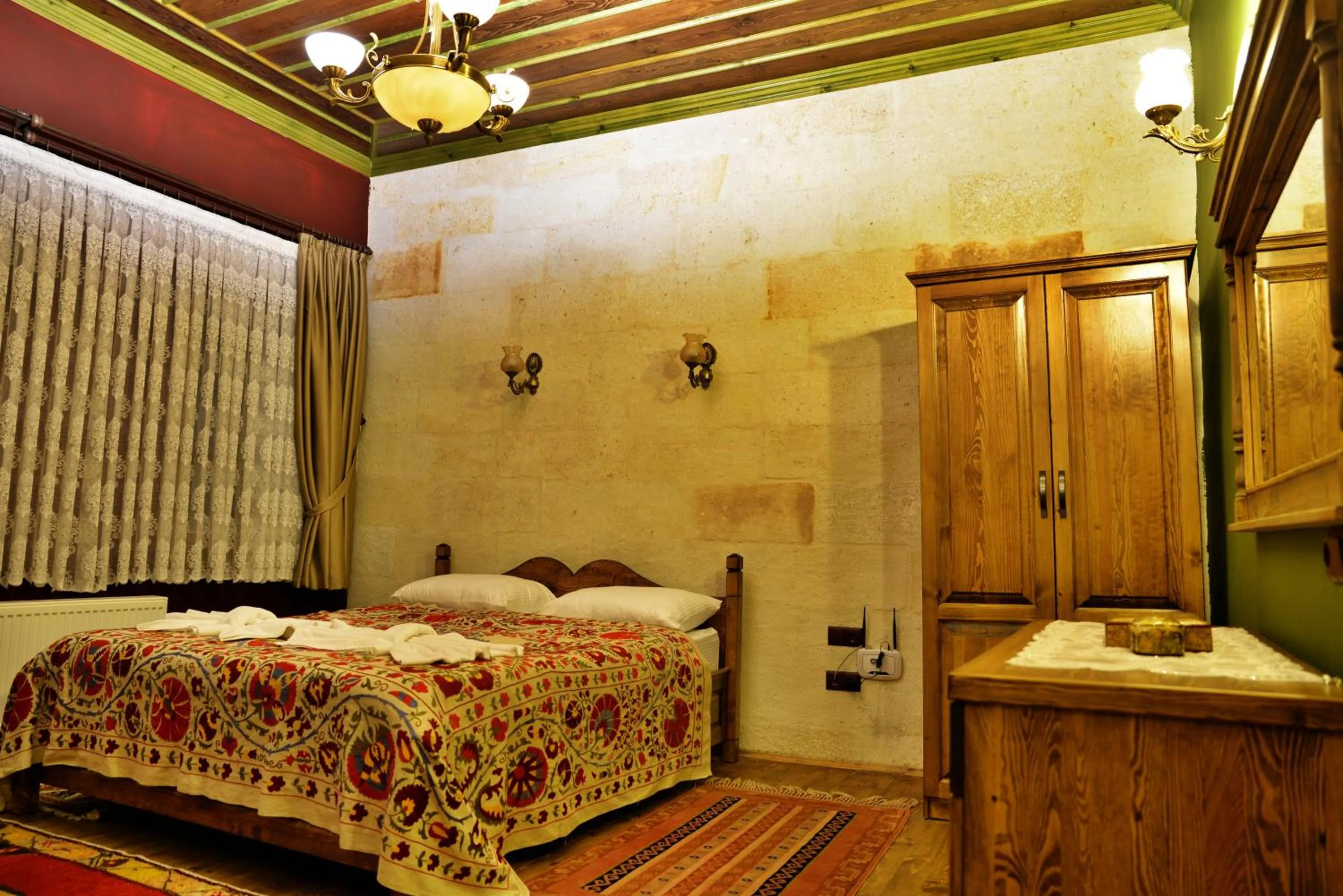 Photo of the whole room, Bed in Ürgüp Inn Cave Hotel