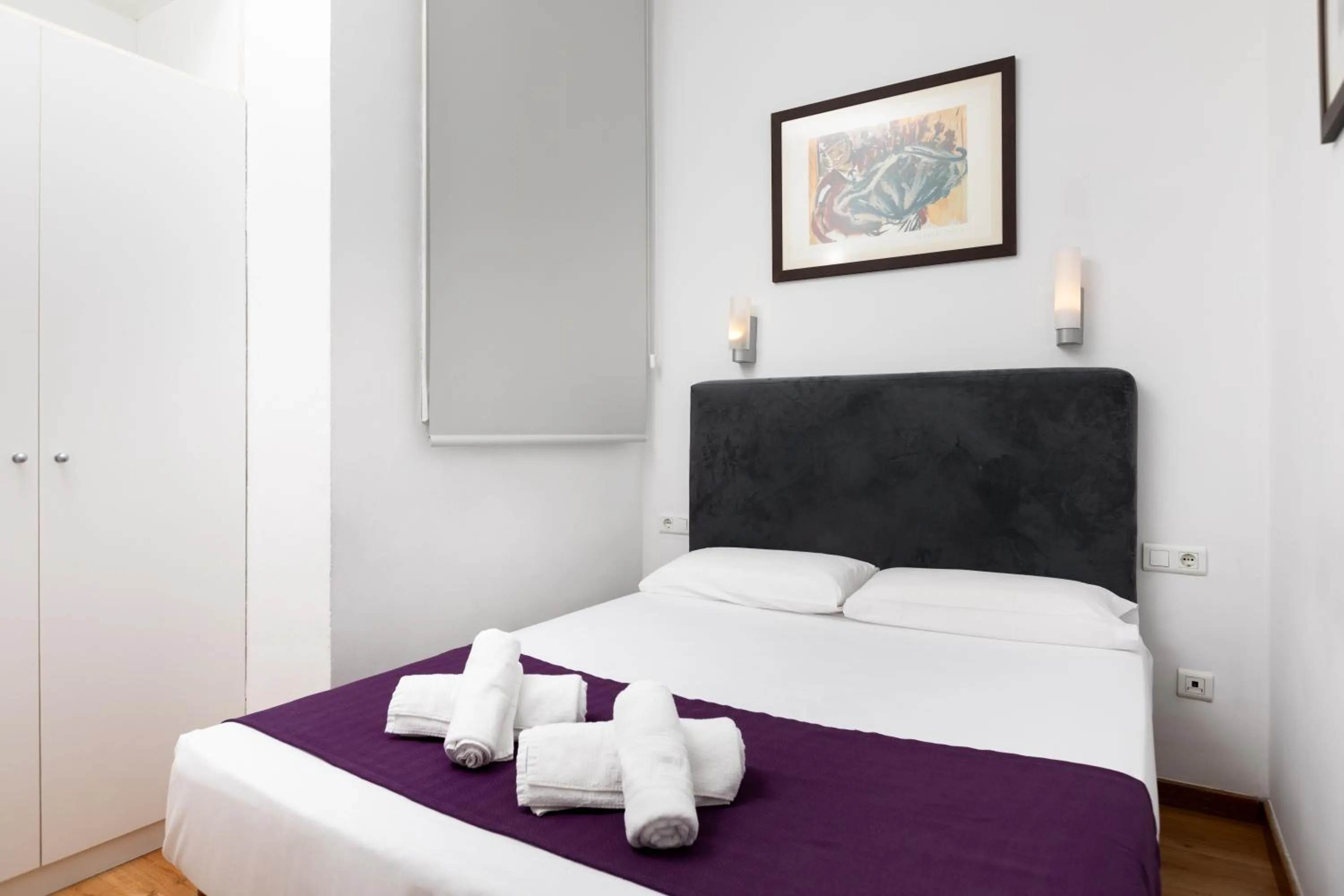 Bed in Mayerling Schumann Barcelona