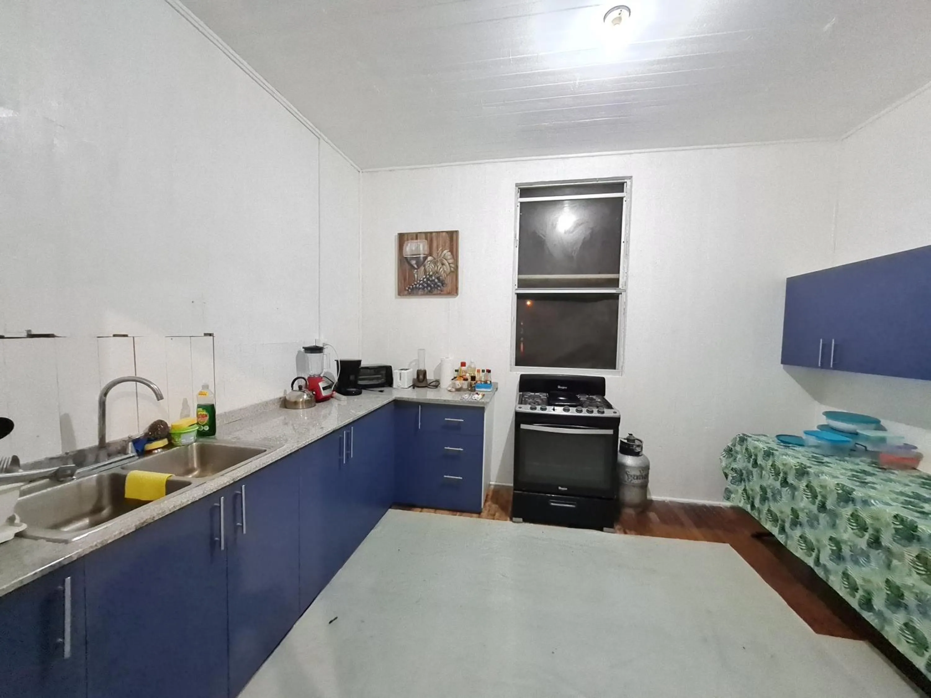 Drago Beach House - Private Beach