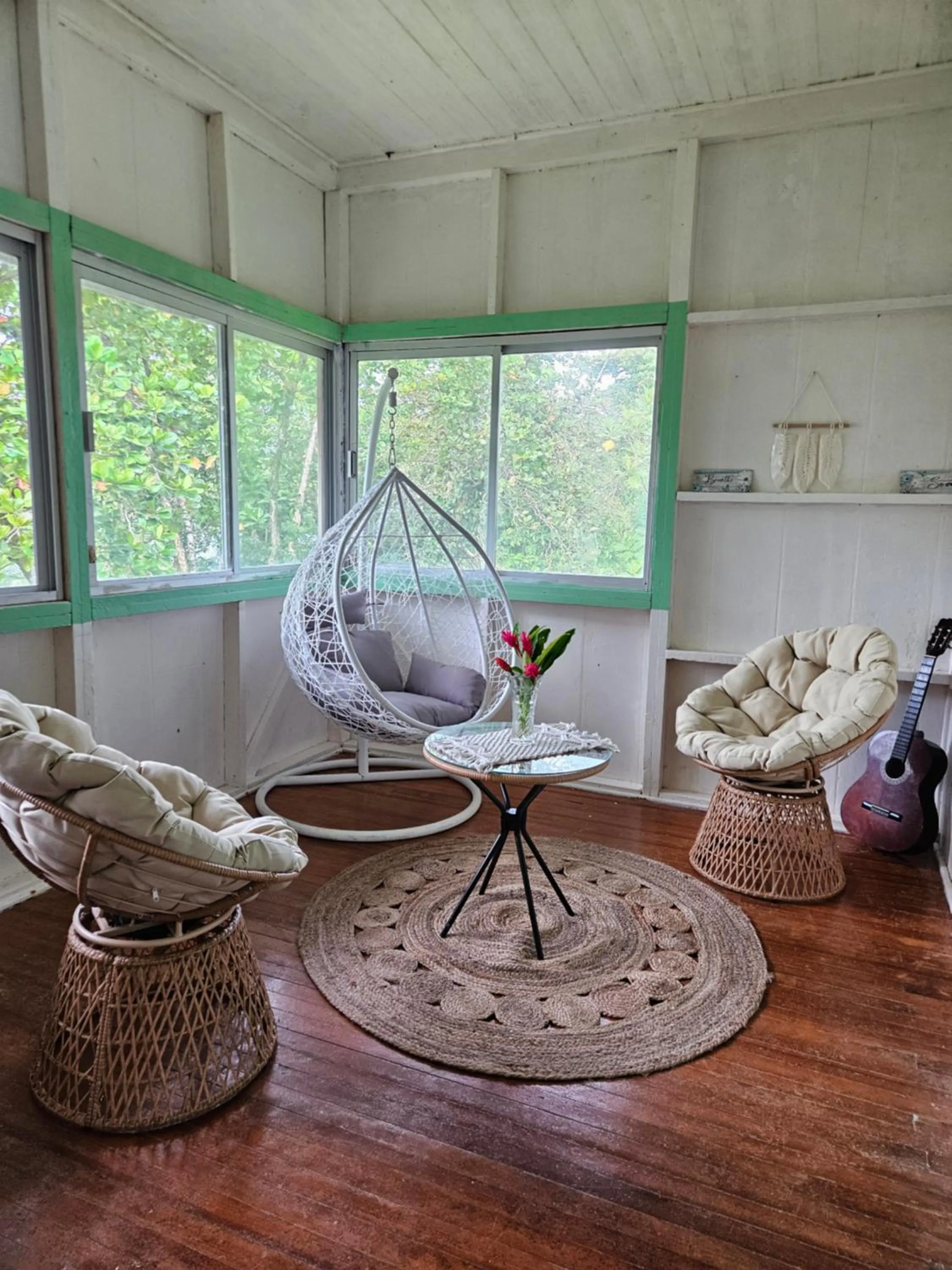 Drago Beach House - Private Beach