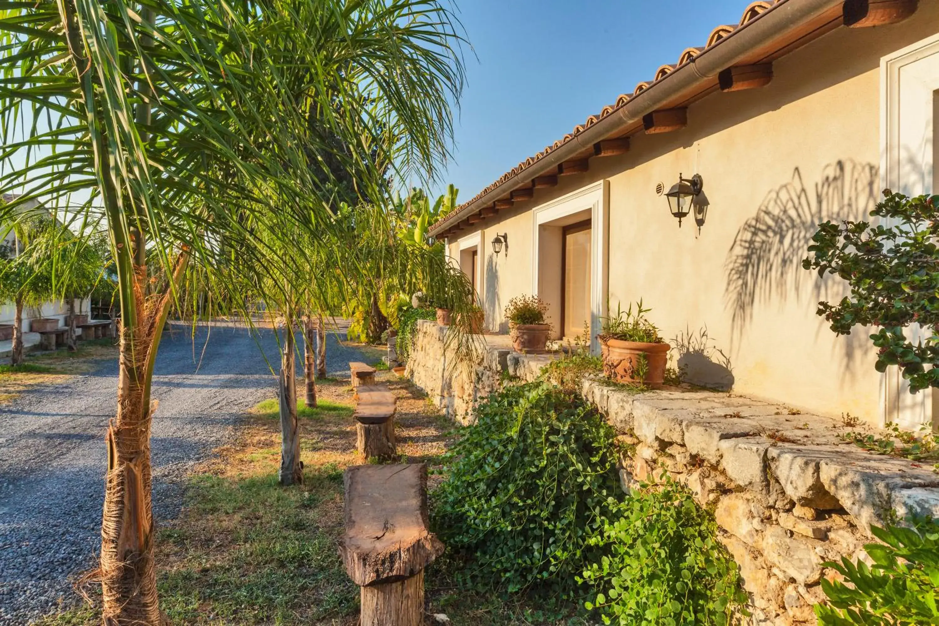 Property building in Villa Dei Papiri Fonte Ciane Property building in Villa Dei Papiri Fonte Ciane