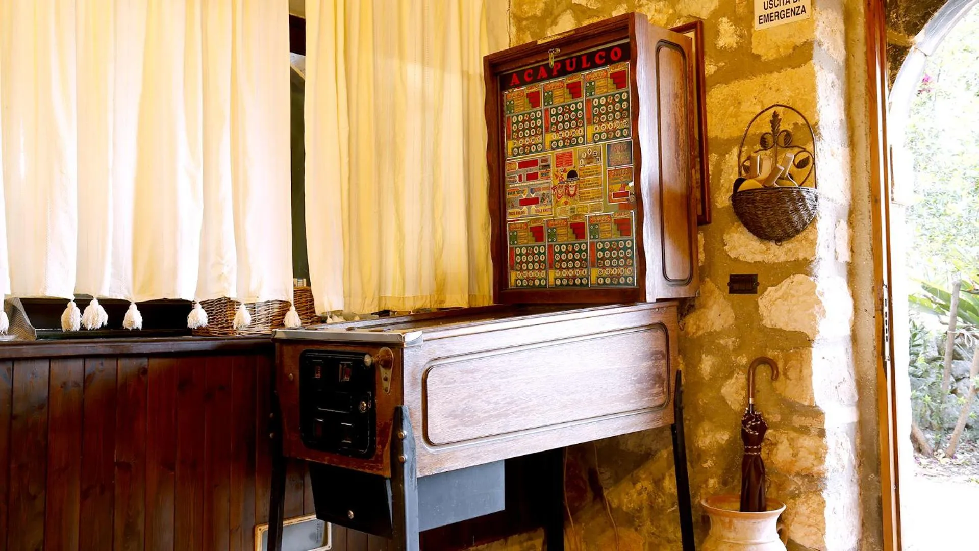 Lounge or bar in Villa Dei Papiri Fonte Ciane