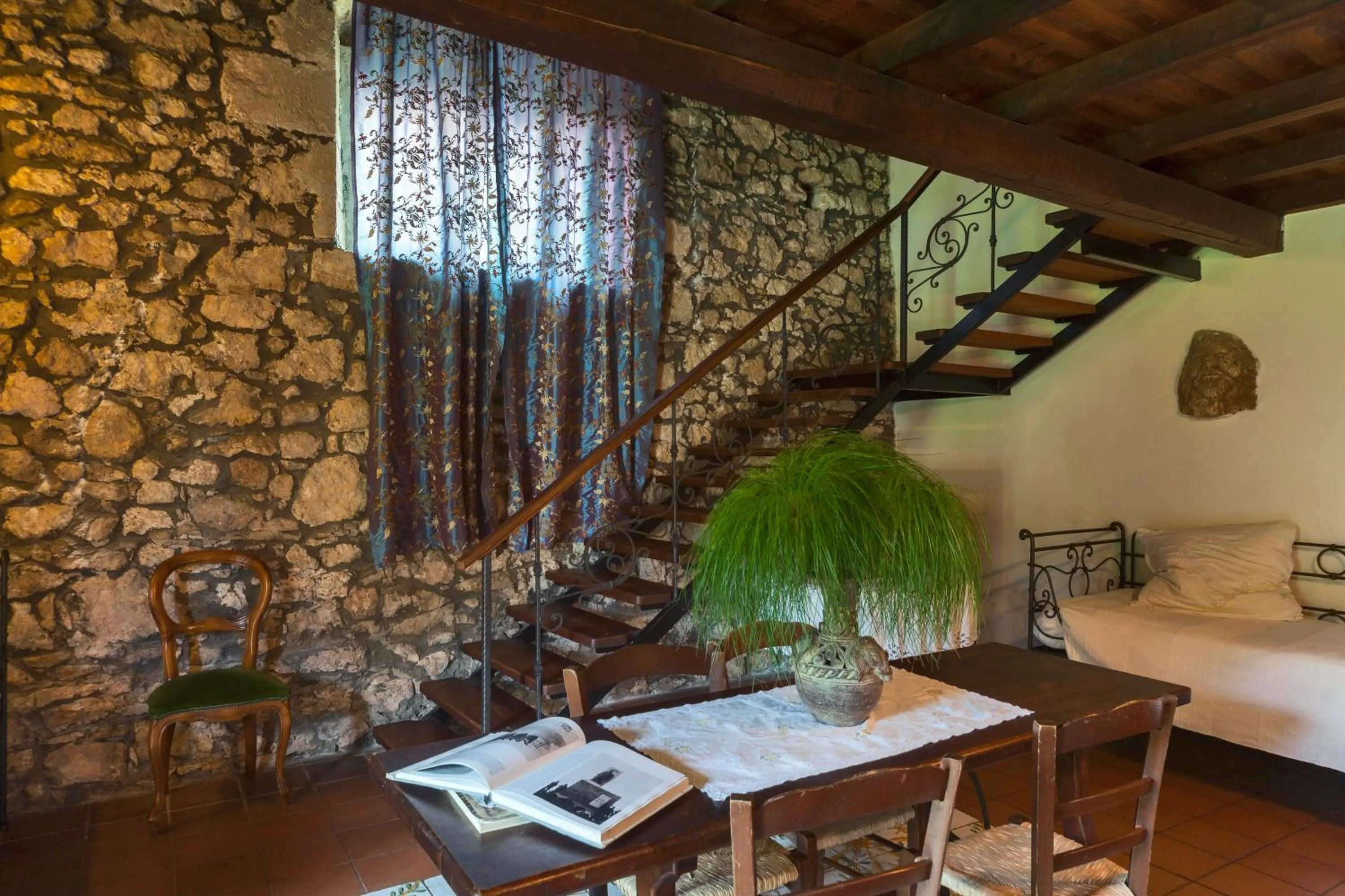 Bed in Villa Dei Papiri Fonte Ciane