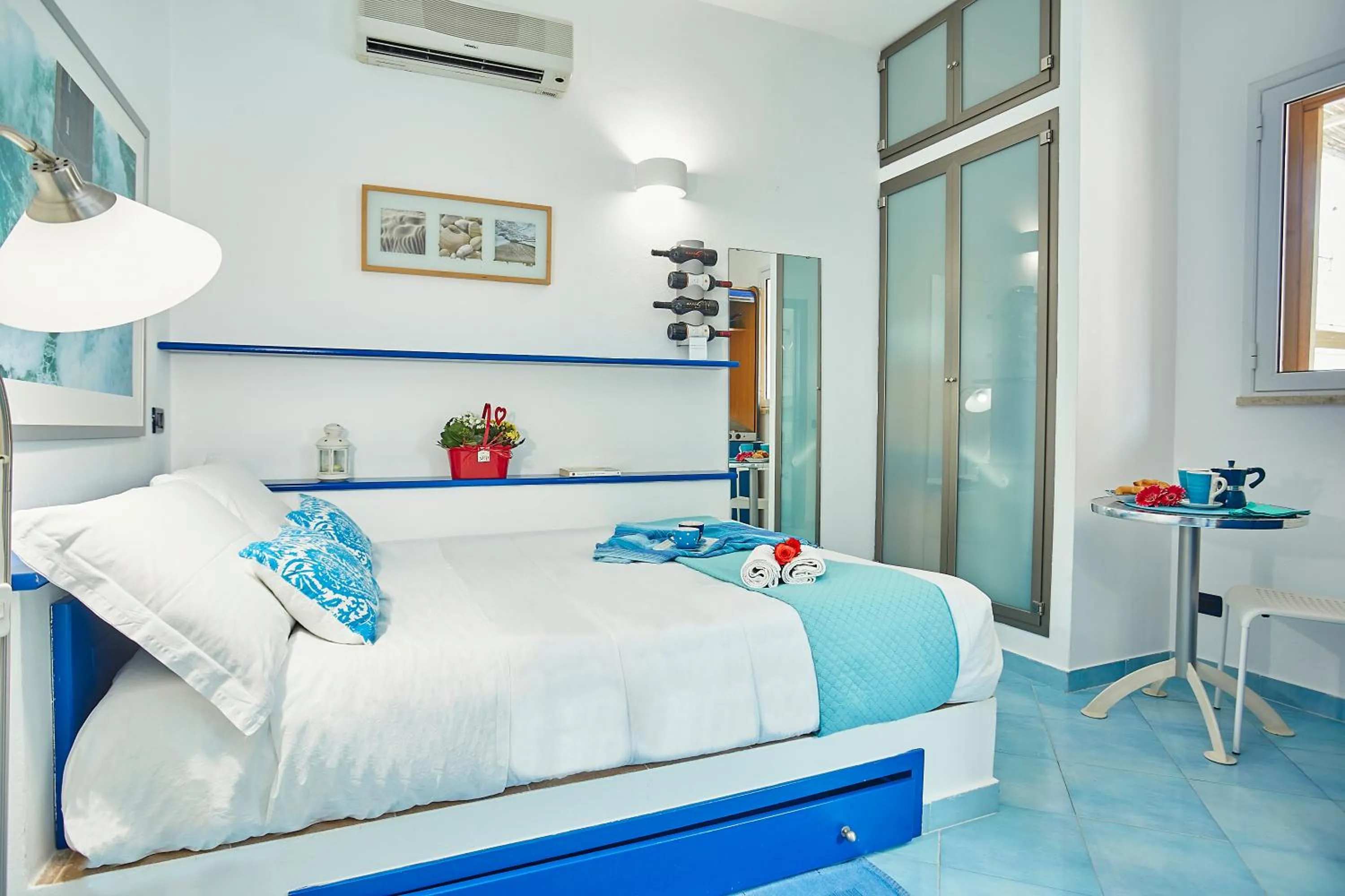 Bedroom, Bed in Appartamenti Rosa Dei Venti