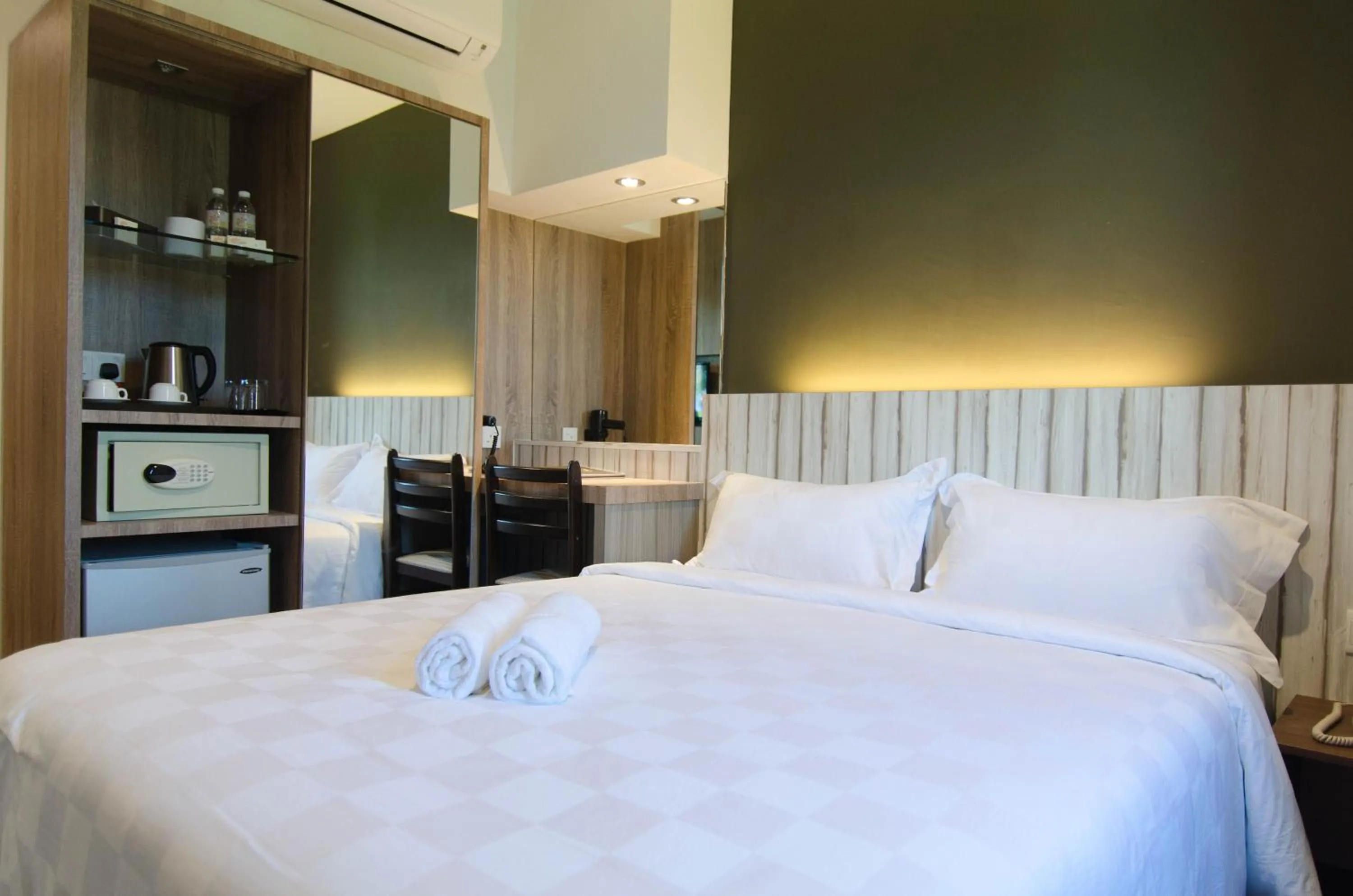 Bed in Mornington Hotel Soon Choon Ipoh