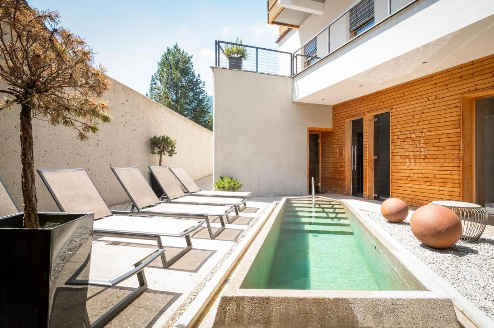 Swimming pool in Hotel Valserhof