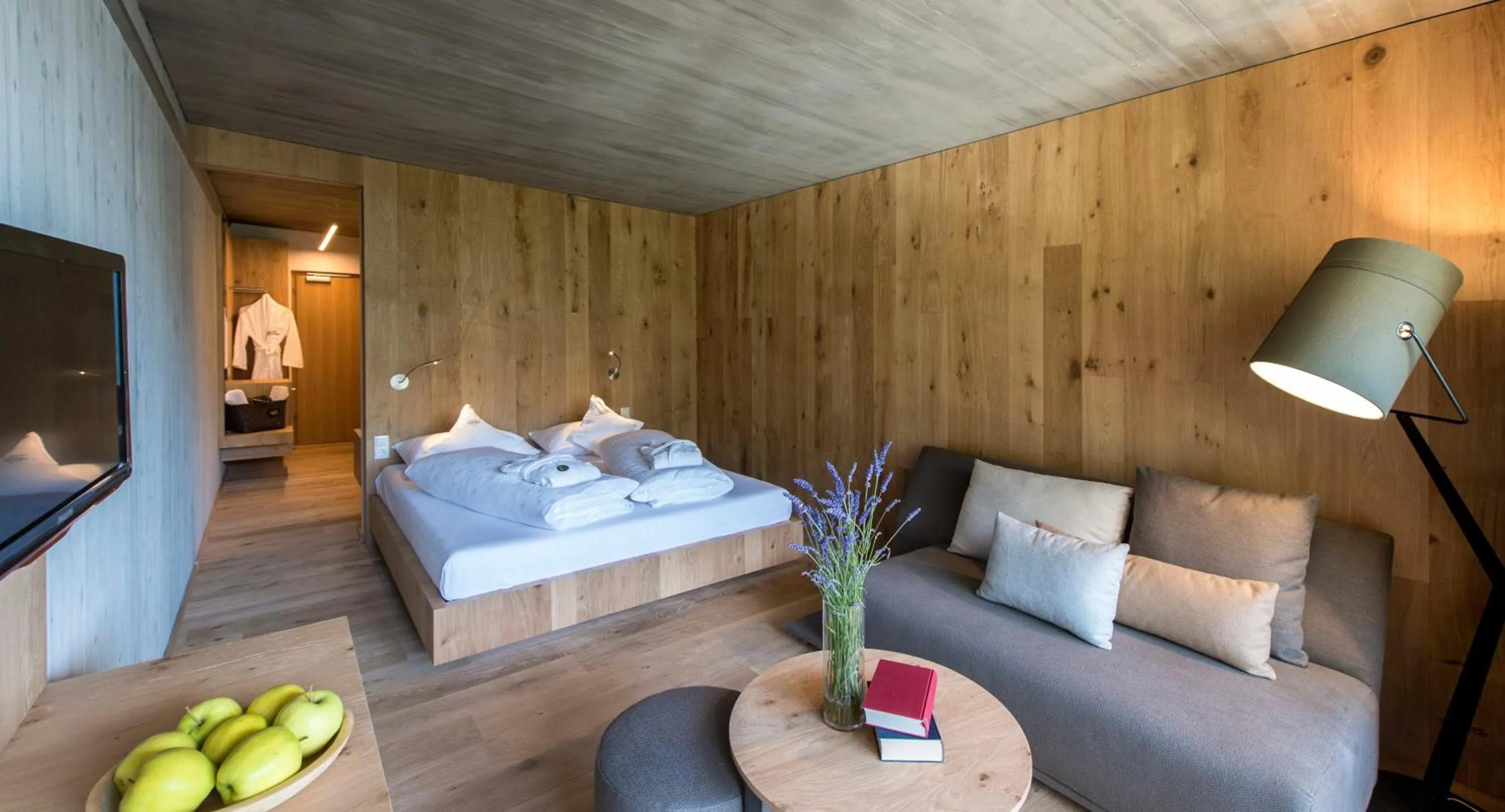 Photo of the whole room, Bed in Hotel Valserhof