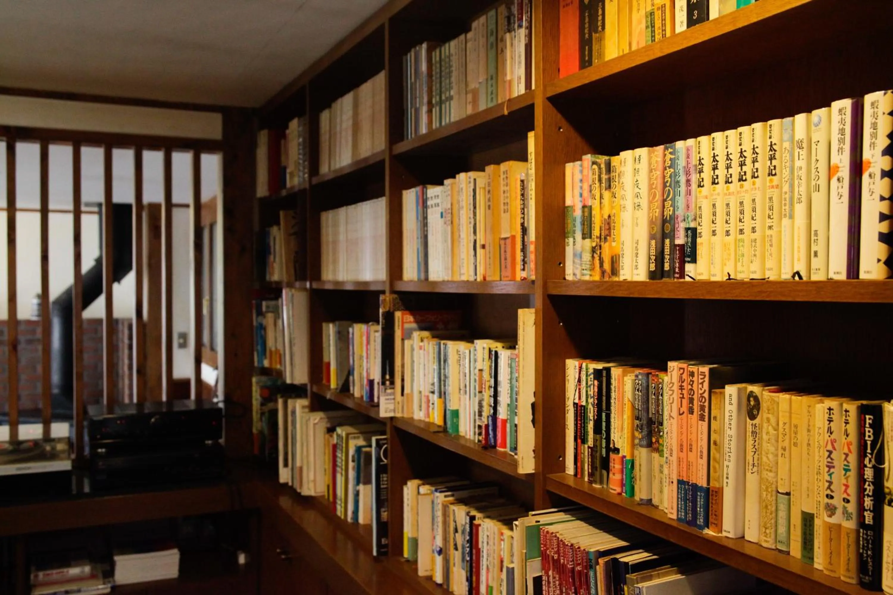 Library in Shimizu Ryokan