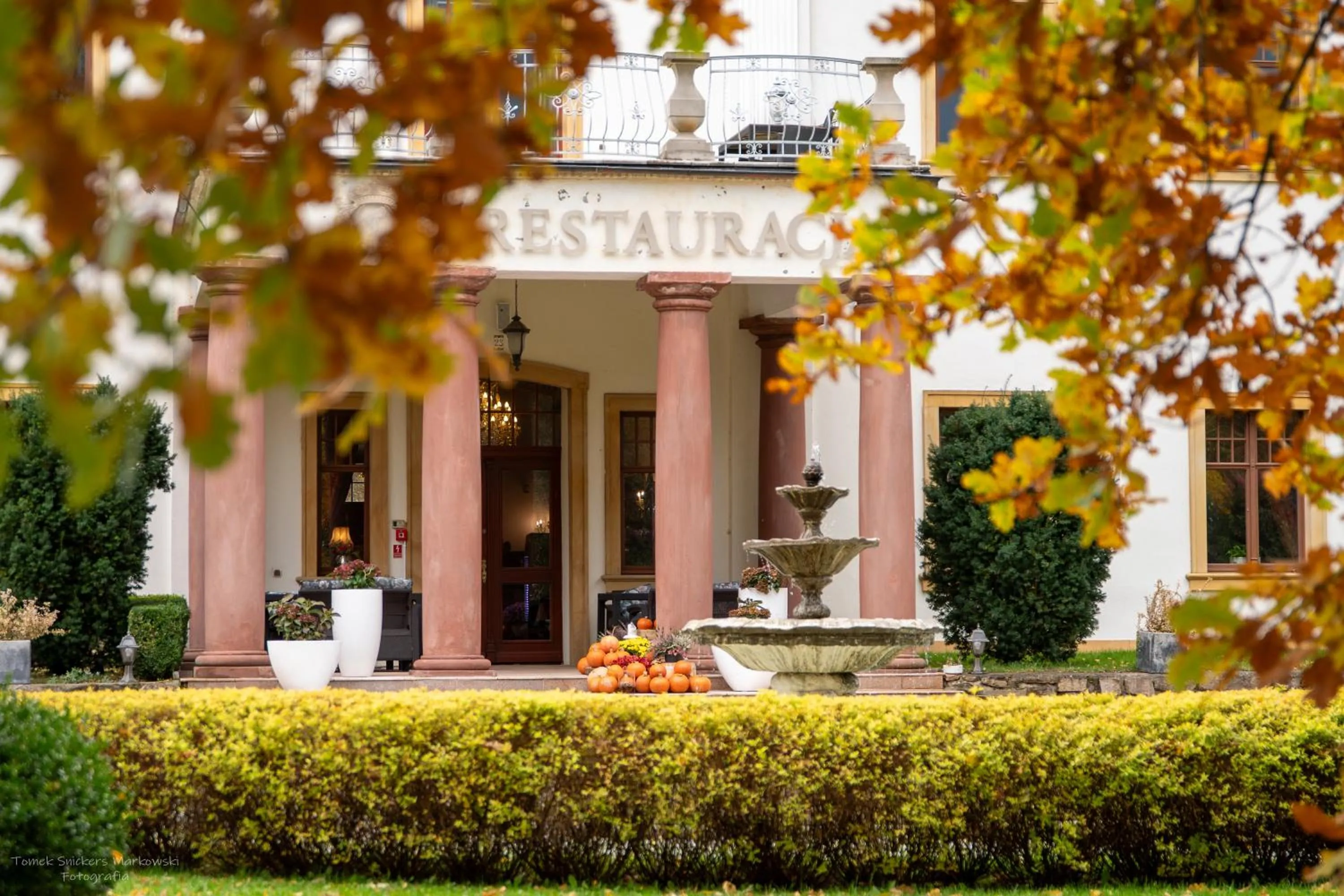 Property building in Pałac na Wodzie Hotel & SPA