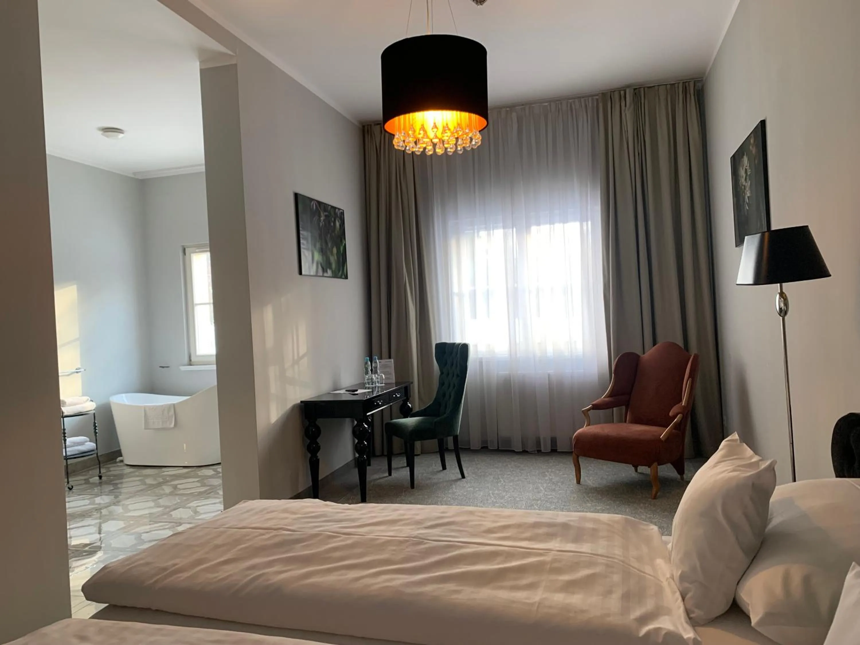 Bed in Pałac na Wodzie Hotel & SPA