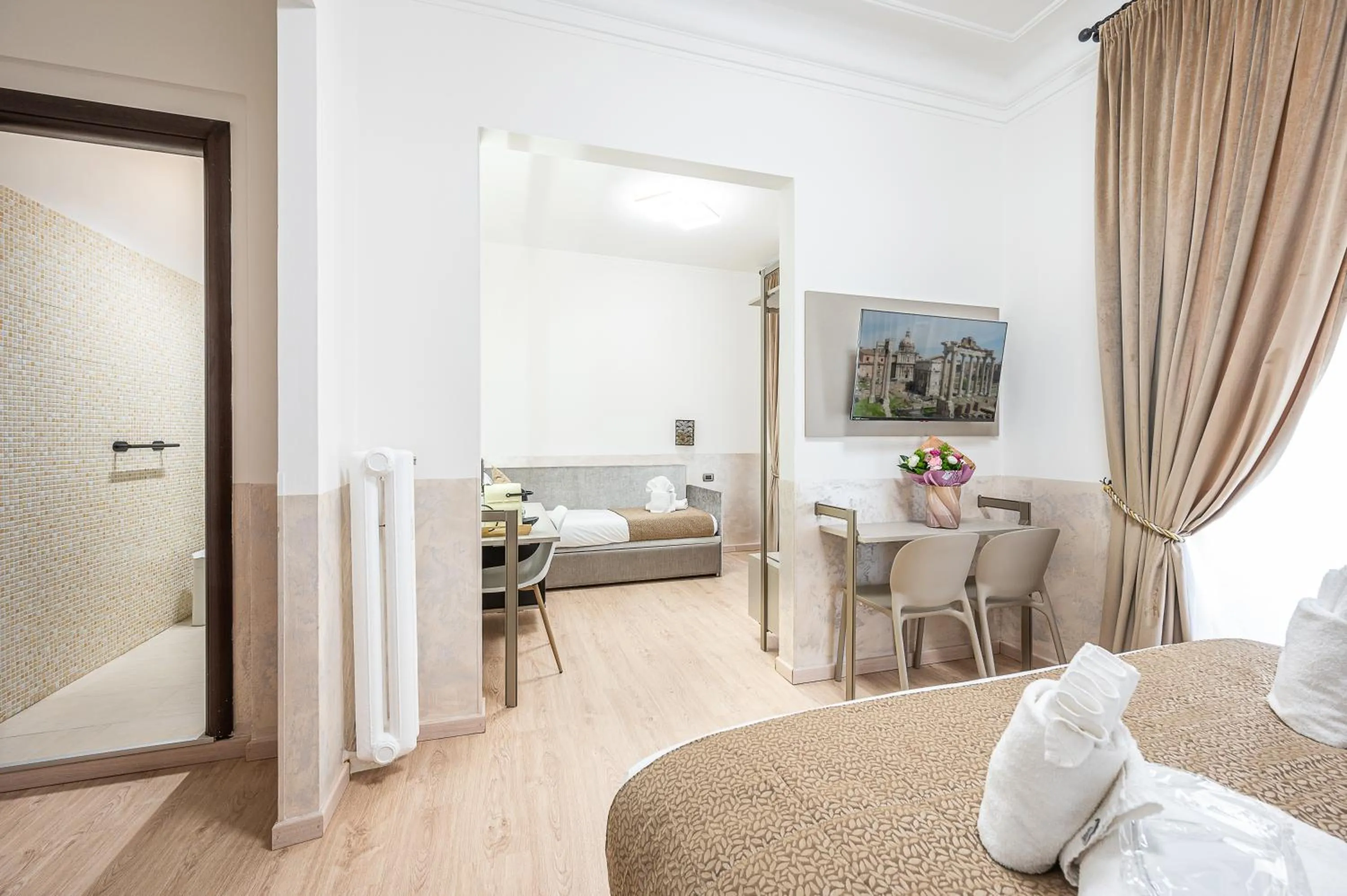 Bedroom, Bed in Cola Di Rienzo Suite Guest House