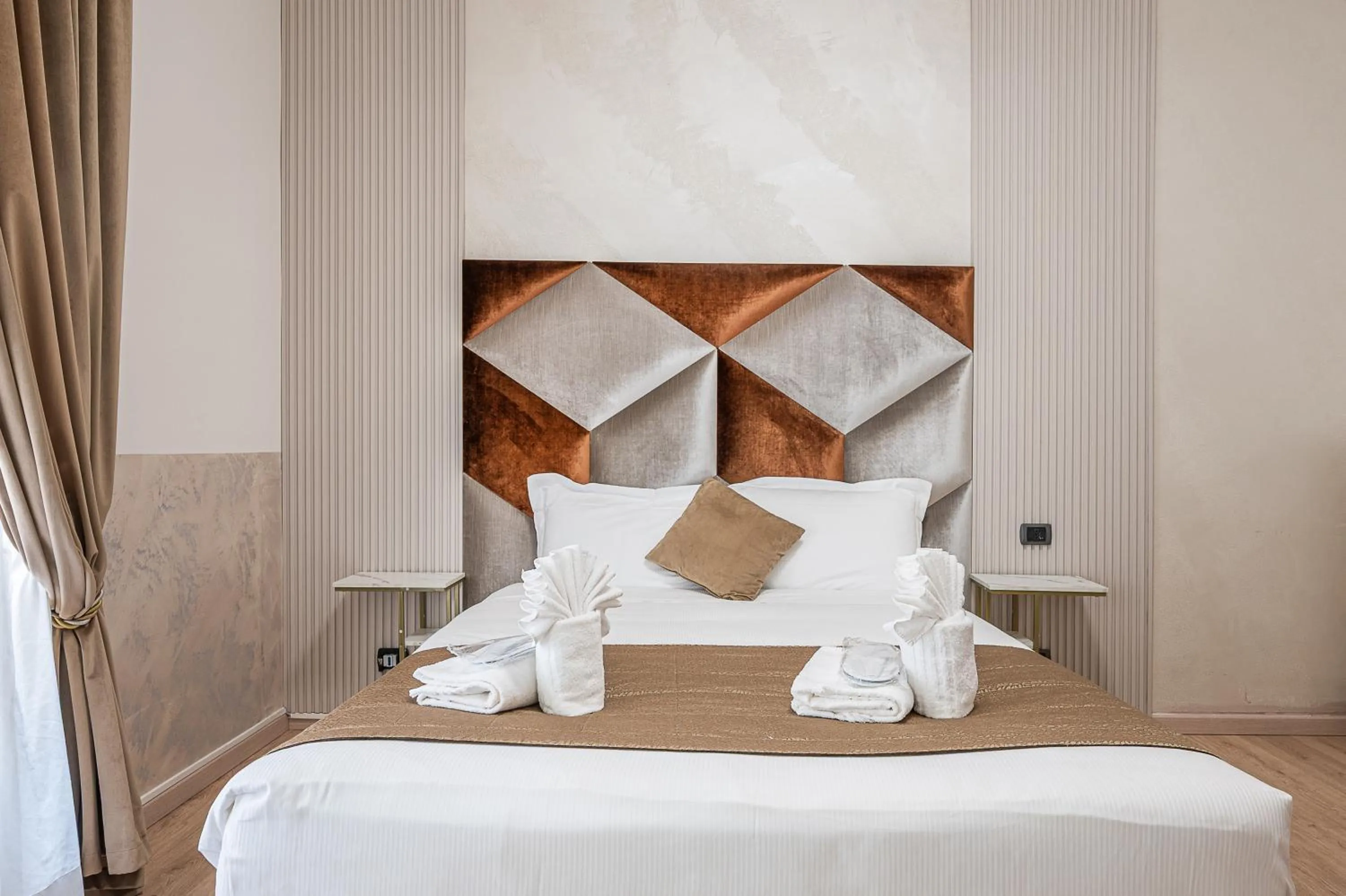 Bedroom, Bed in Cola Di Rienzo Suite Guest House