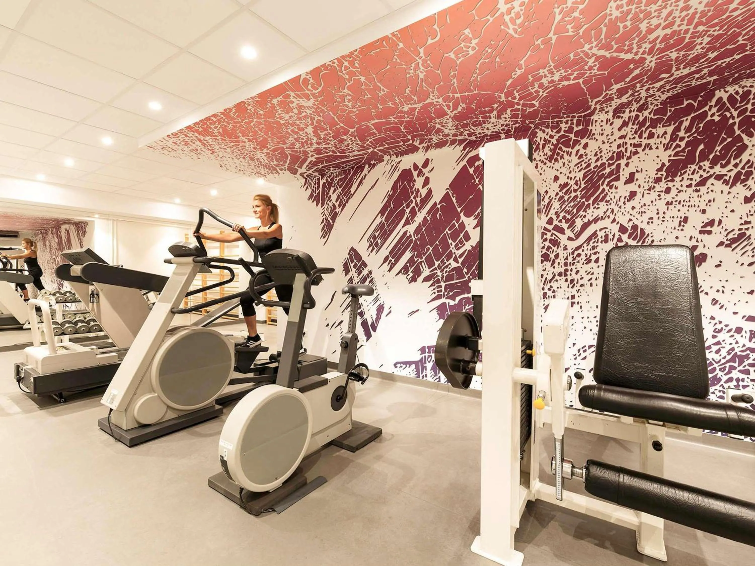 Fitness centre/facilities in Mercure Warszawa Centrum